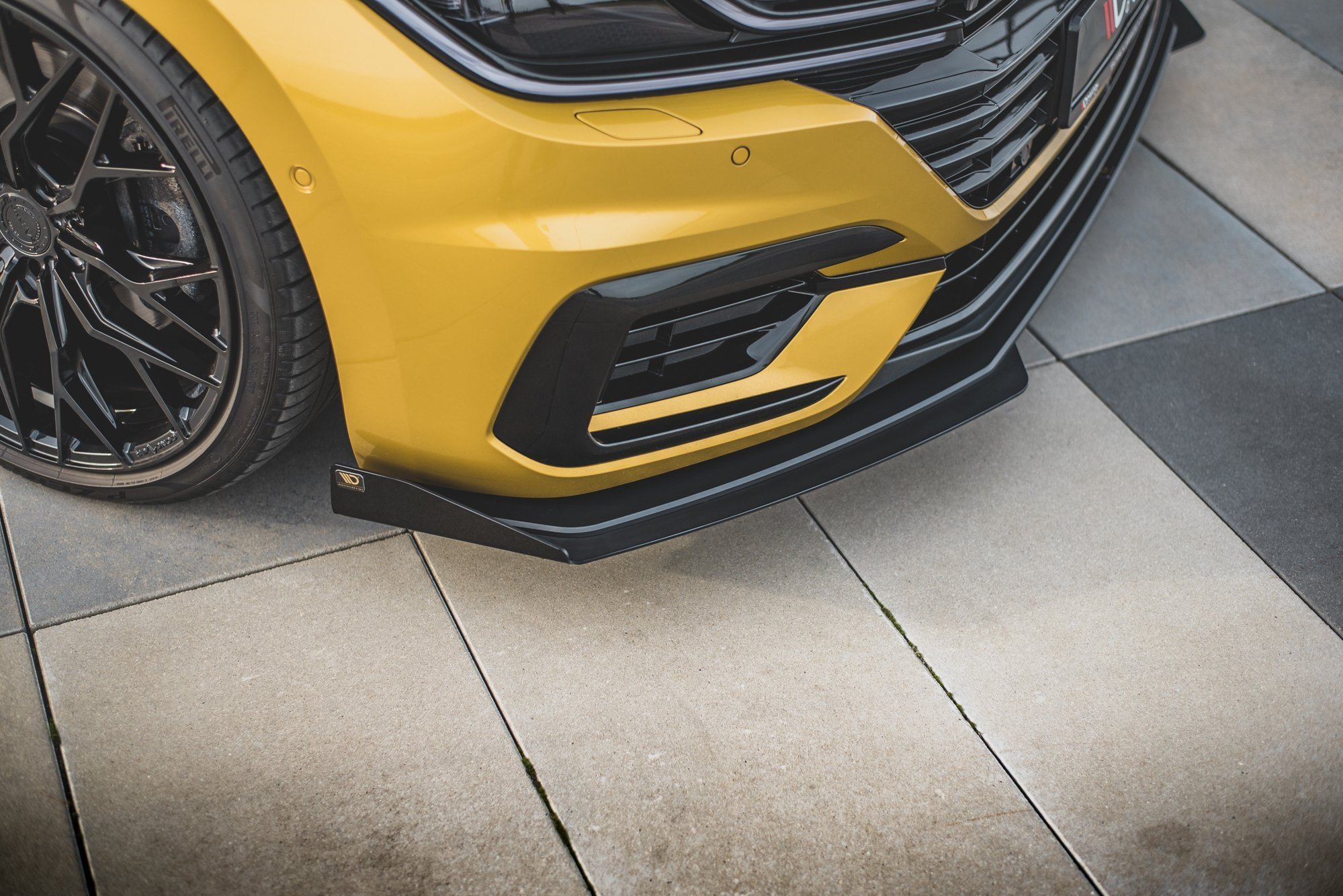 pol_po_Street-Pro-Front-Splitter-Flaps-Volkswagen-Arteon-R-Line-Sedan-Shooting-Brake-Mk1-11295_4 pol_po_Street-Pro-Front-Splitter-Flaps-Volkswagen-Arteon-R-Line-Sedan-Shooting-Brake-Mk1-11295_4