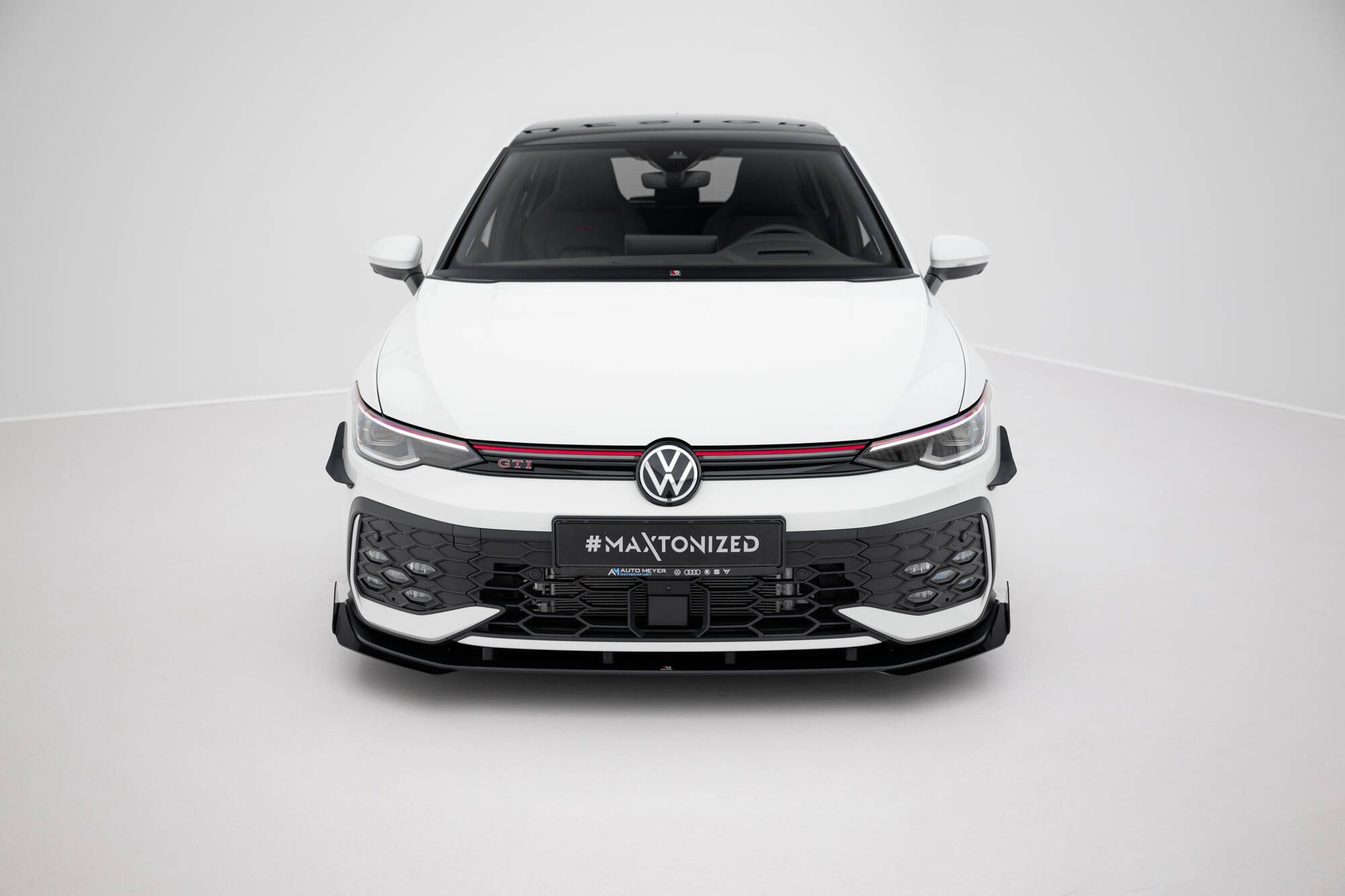 pol_po_Street-Pro-Front-Splitter-Flaps-Volkswagen-Golf-GTI-GTE-R-Line-Mk8-Facelift-21657_4 pol_po_Street-Pro-Front-Splitter-Flaps-Volkswagen-Golf-GTI-GTE-R-Line-Mk8-Facelift-21657_4