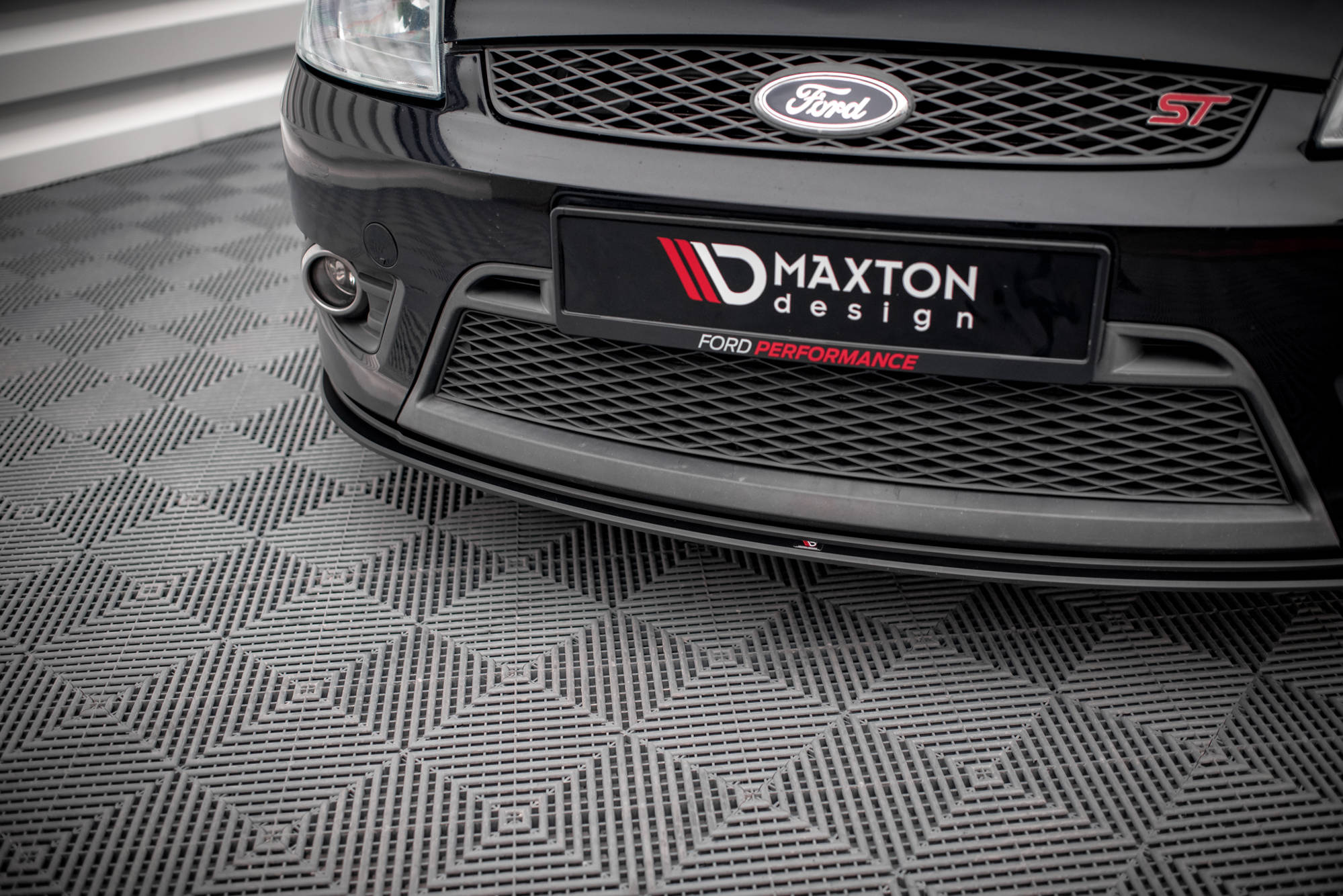 pol_po_Street-Pro-Front-Splitter-Ford-Fiesta-ST-Mk6-16844_6 pol_po_Street-Pro-Front-Splitter-Ford-Fiesta-ST-Mk6-16844_6
