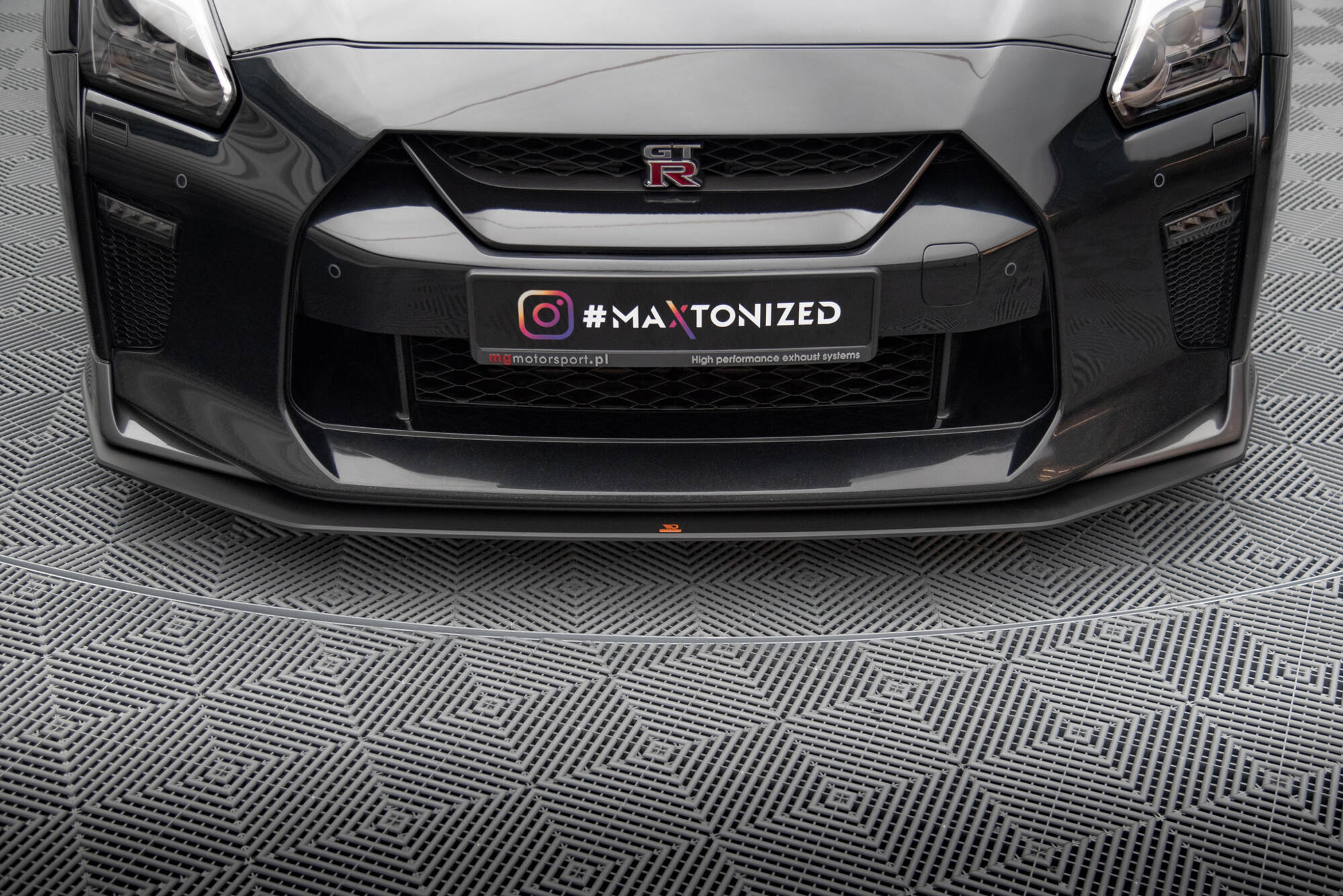pol_po_Street-Pro-Front-Splitter-Nissan-GTR-R35-Facelift-19045_6 pol_po_Street-Pro-Front-Splitter-Nissan-GTR-R35-Facelift-19045_6