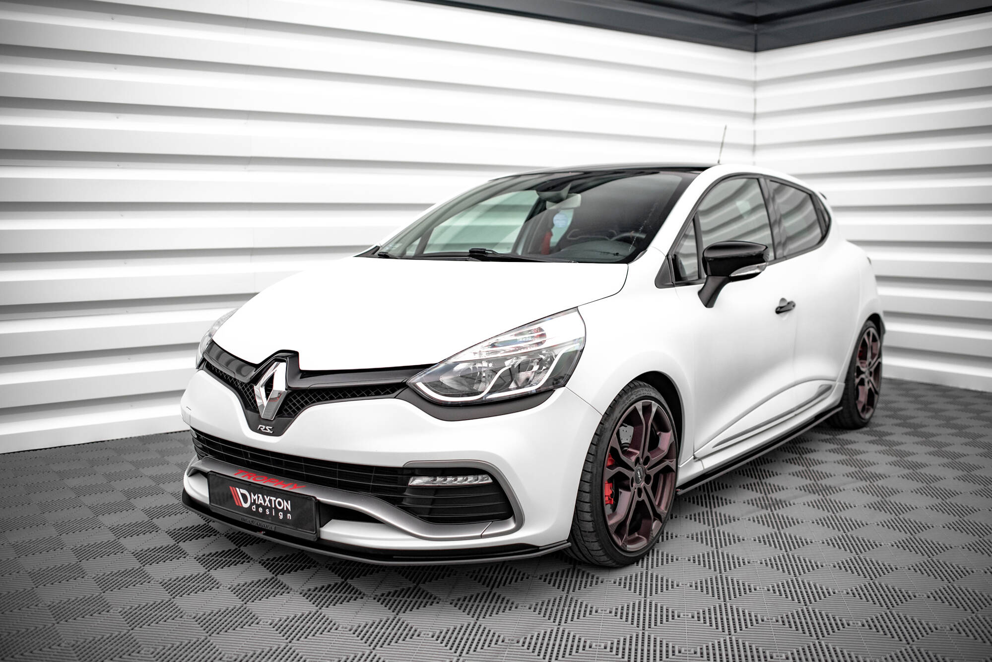pol_po_Street-Pro-Front-Splitter-Renault-Clio-RS-Mk4-19304_6 pol_po_Street-Pro-Front-Splitter-Renault-Clio-RS-Mk4-19304_6