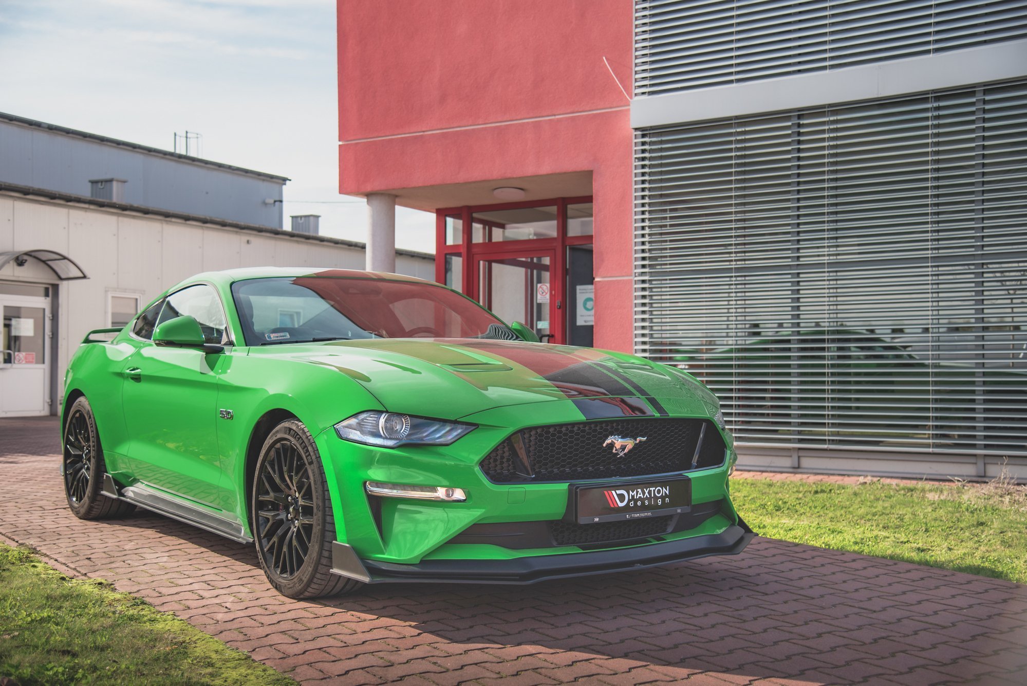 pol_po_Street-Pro-Front-Splitter-V-2-Ford-Mustang-GT-MK6-Facelift-12828_2 pol_po_Street-Pro-Front-Splitter-V-2-Ford-Mustang-GT-MK6-Facelift-12828_2
