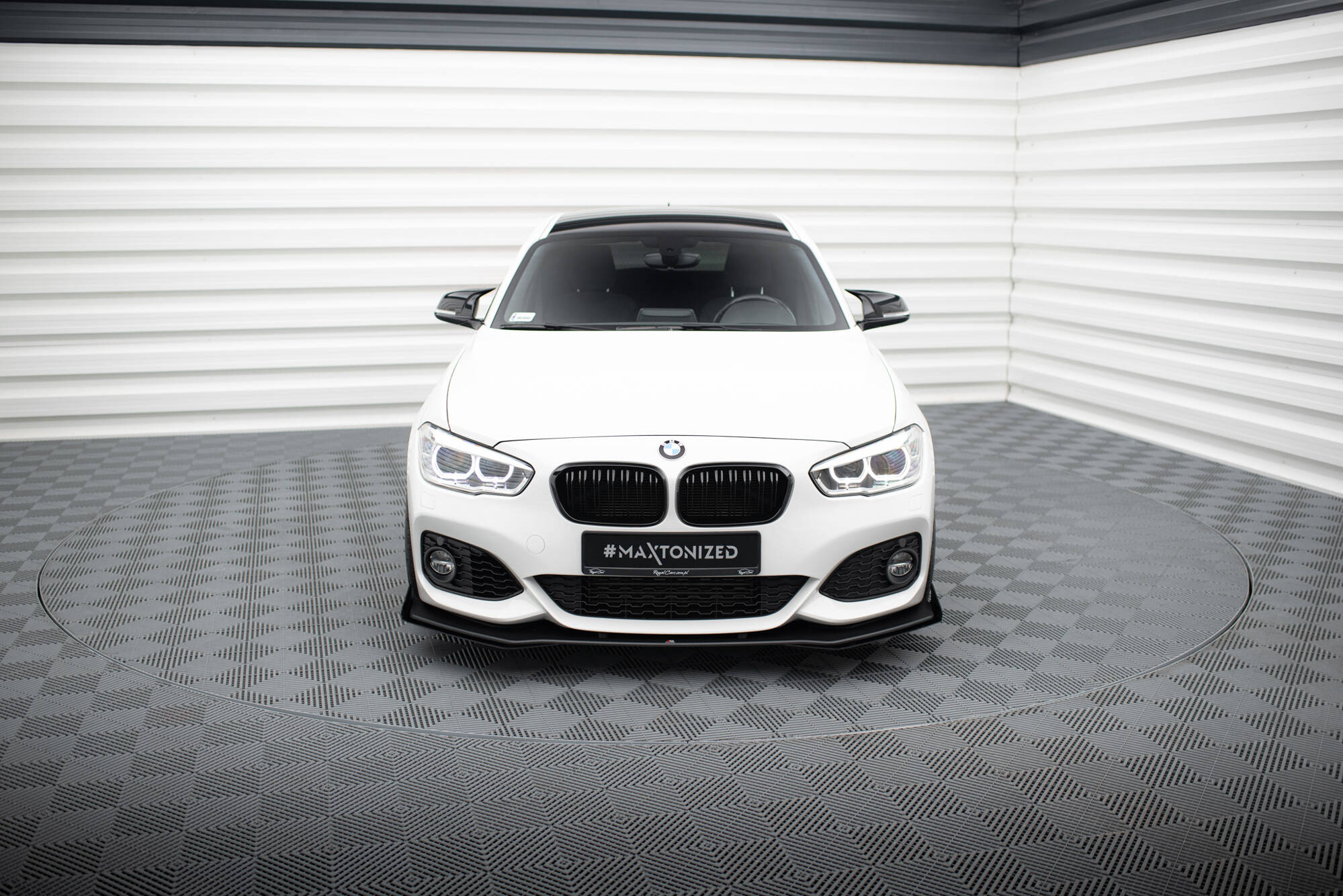 pol_po_Street-Pro-Front-Splitter-V-3-Flaps-for-BMW-1-F20-M-Pack-Facelift-M140i-12156_3 pol_po_Street-Pro-Front-Splitter-V-3-Flaps-for-BMW-1-F20-M-Pack-Facelift-M140i-12156_3
