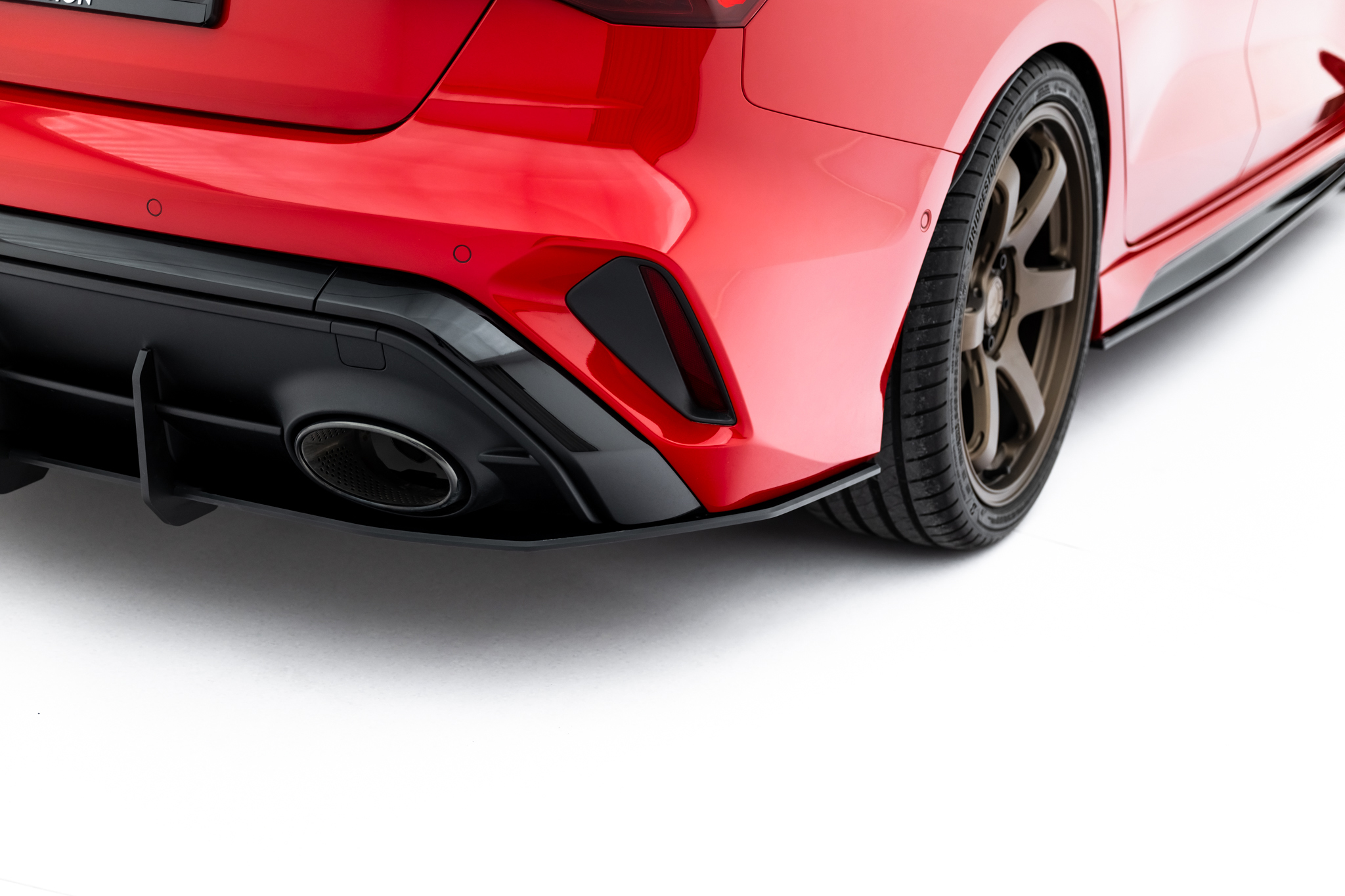 pol_po_Street-Pro-Rear-Diffuser-Audi-RS3-Sedan-8Y-Facelift-23098_6 pol_po_Street-Pro-Rear-Diffuser-Audi-RS3-Sedan-8Y-Facelift-23098_6