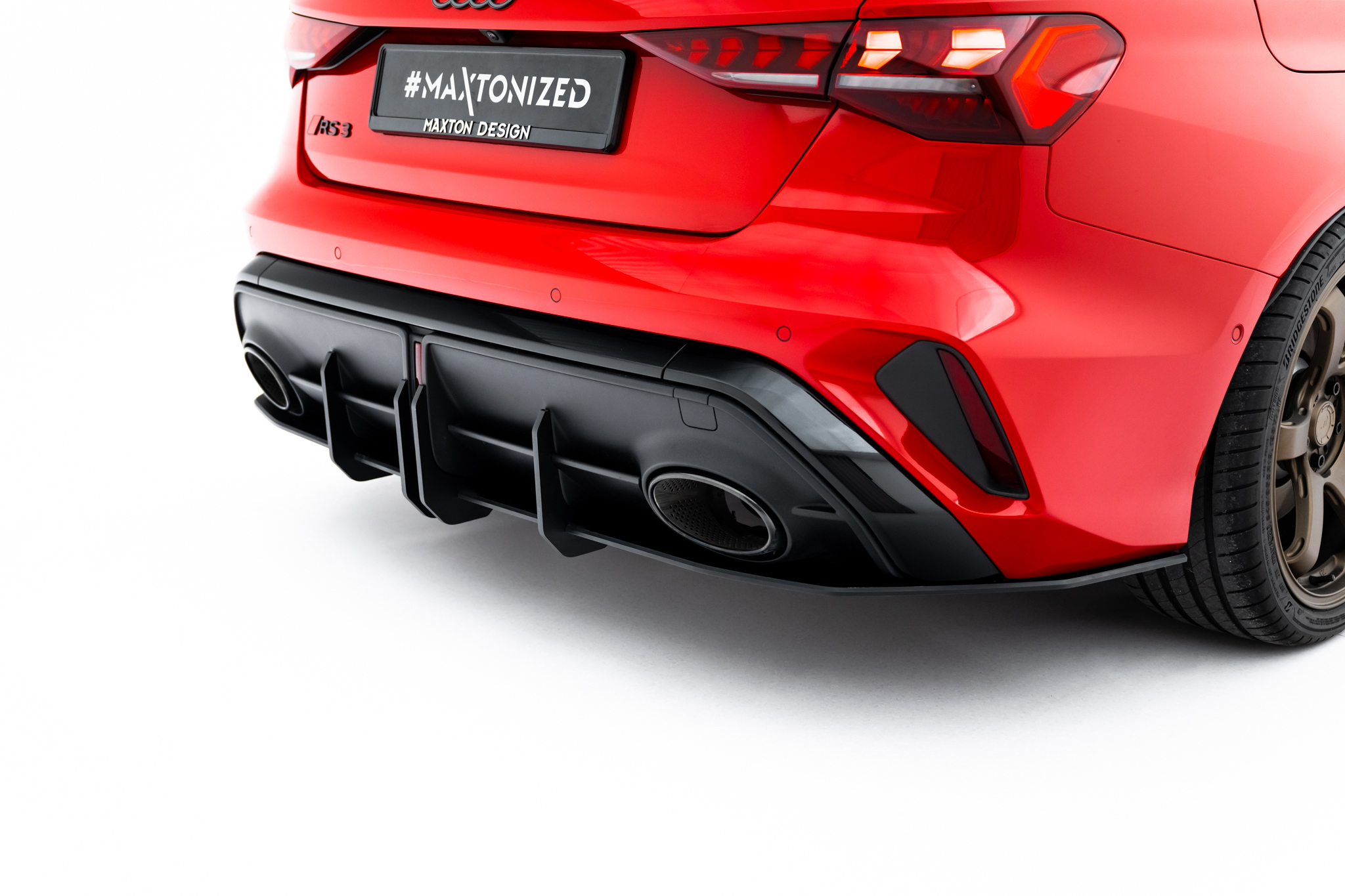 pol_po_Street-Pro-Rear-Diffuser-Audi-RS3-Sedan-8Y-Facelift-23099_4 pol_po_Street-Pro-Rear-Diffuser-Audi-RS3-Sedan-8Y-Facelift-23099_4