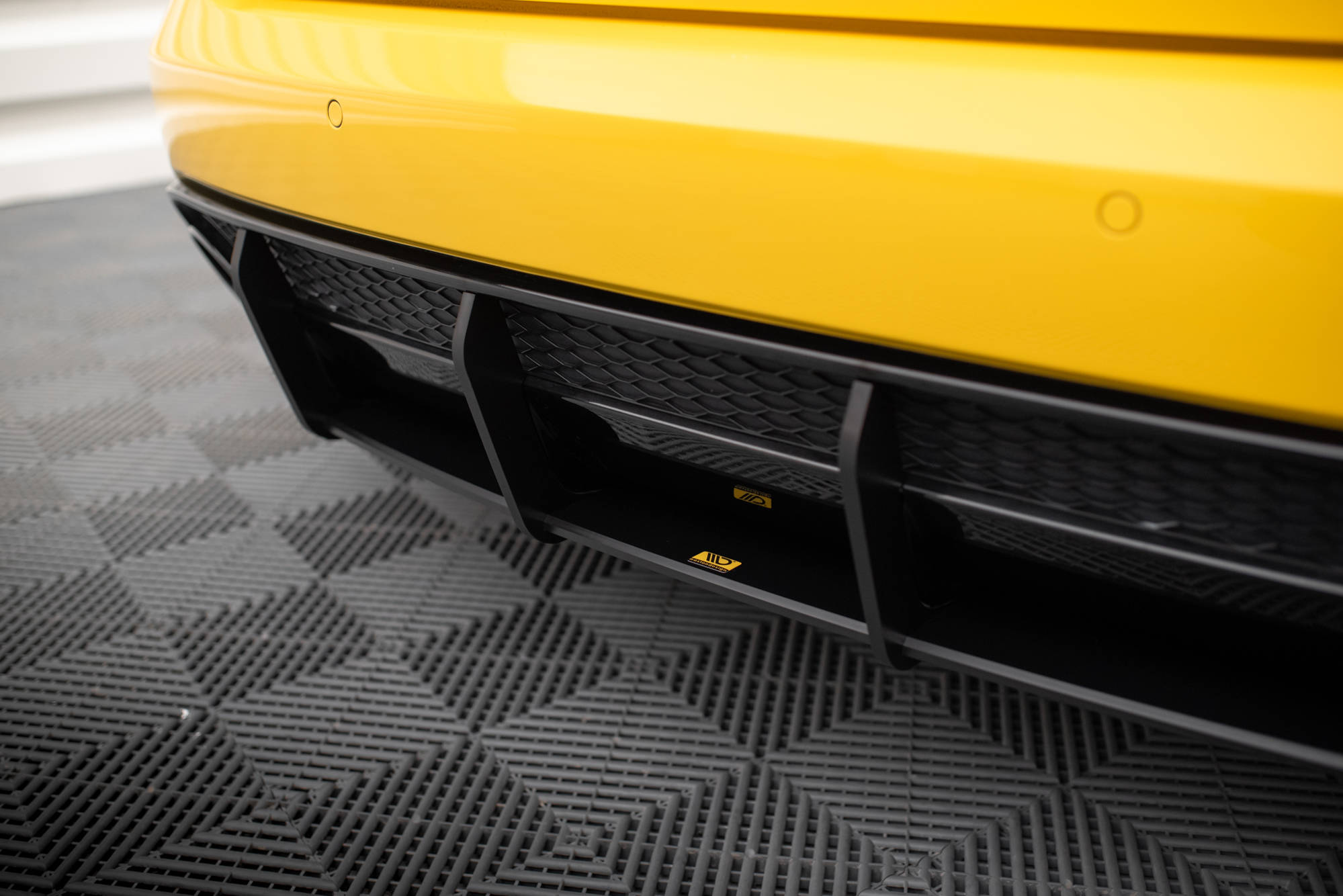 pol_po_Street-Pro-Rear-Diffuser-Audi-RS4-B8-18697_6 pol_po_Street-Pro-Rear-Diffuser-Audi-RS4-B8-18697_6