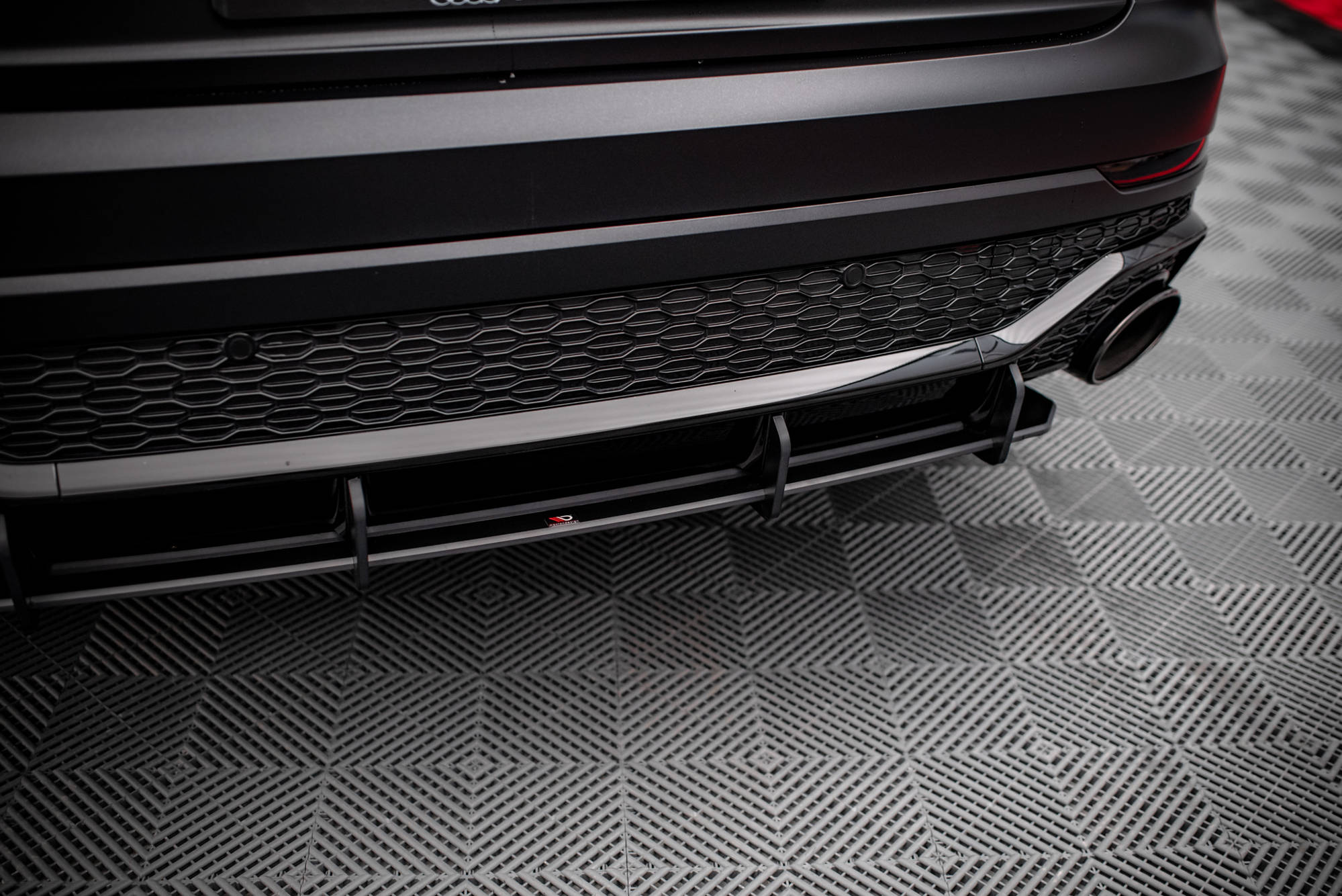 pol_po_Street-Pro-Rear-Diffuser-Audi-RSQ8-Mk1-16081_6 pol_po_Street-Pro-Rear-Diffuser-Audi-RSQ8-Mk1-16081_6