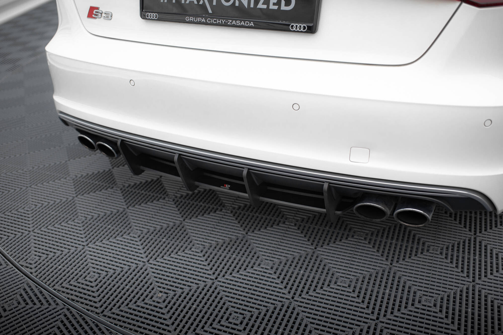 pol_po_Street-Pro-Rear-Diffuser-Audi-S3-Sportback-Hatchback-8V-19596_5 pol_po_Street-Pro-Rear-Diffuser-Audi-S3-Sportback-Hatchback-8V-19596_5
