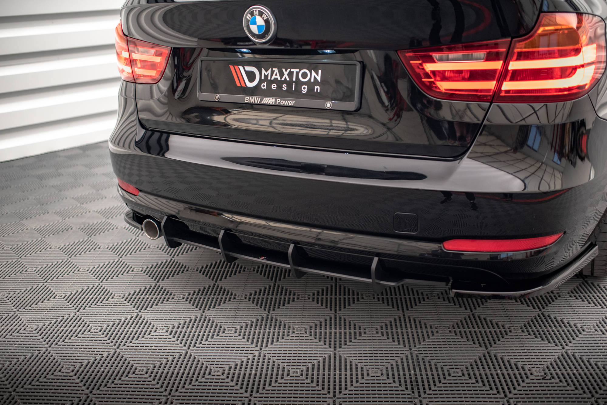 pol_po_Street-Pro-Rear-Diffuser-BMW-3-GT-F34-16735_3 pol_po_Street-Pro-Rear-Diffuser-BMW-3-GT-F34-16735_3