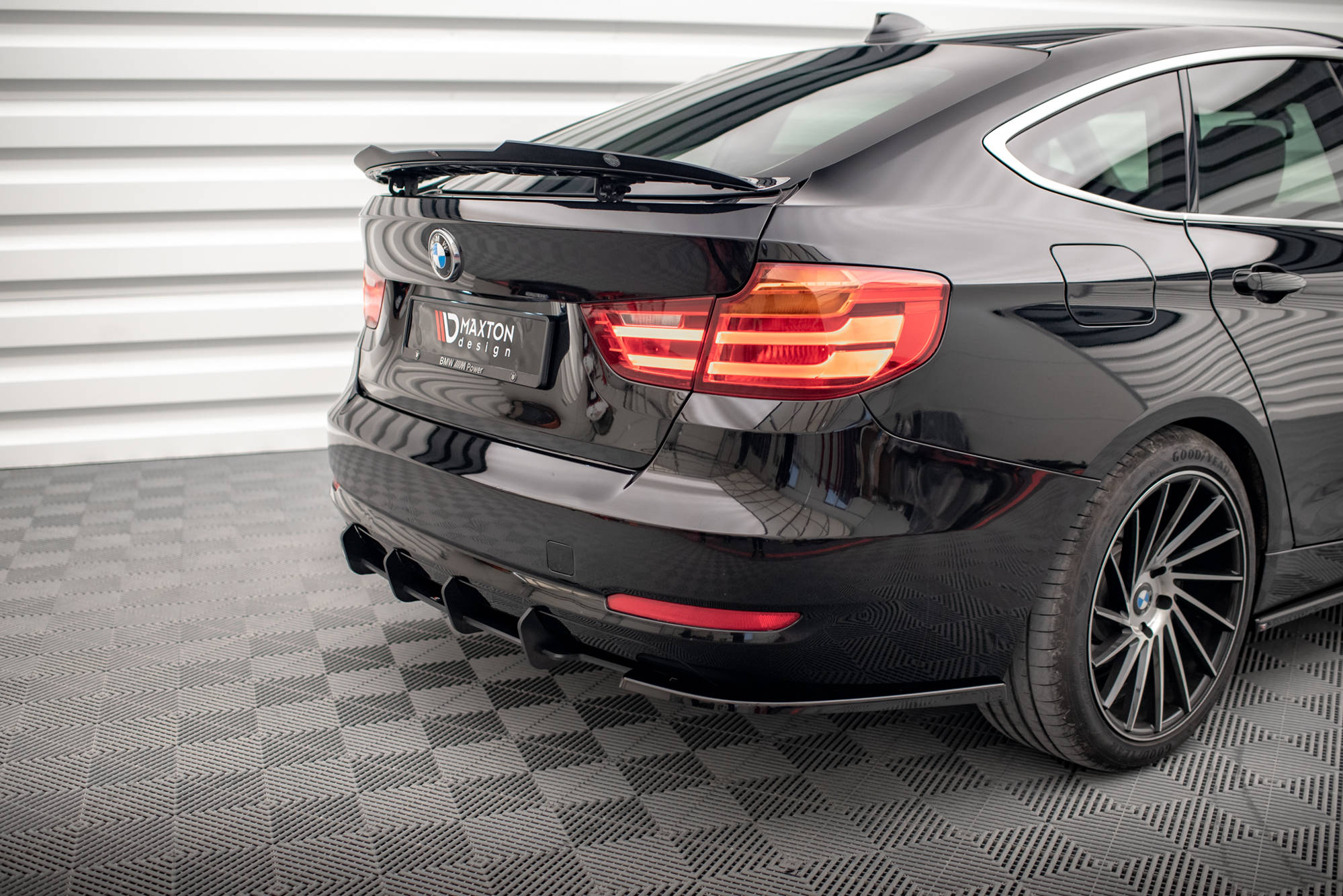 pol_po_Street-Pro-Rear-Diffuser-BMW-3-GT-F34-16735_4 pol_po_Street-Pro-Rear-Diffuser-BMW-3-GT-F34-16735_4