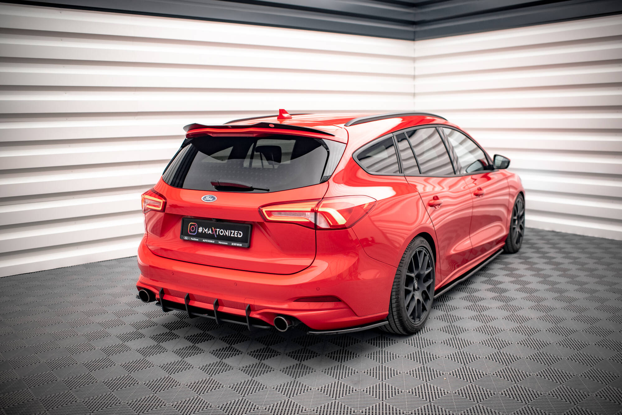 pol_po_Street-Pro-Rear-Diffuser-Ford-Focus-Estate-ST-Mk4-19260_6 pol_po_Street-Pro-Rear-Diffuser-Ford-Focus-Estate-ST-Mk4-19260_6