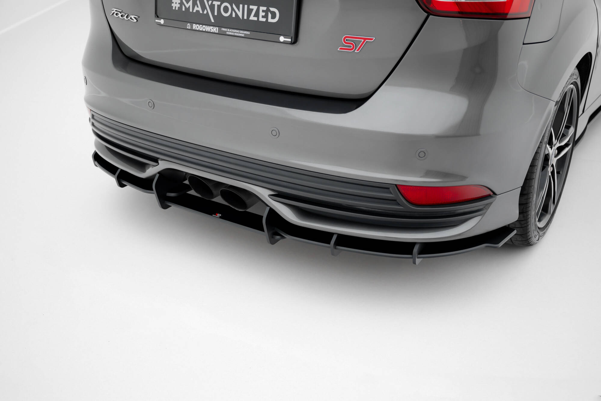 pol_po_Street-Pro-Rear-Diffuser-Ford-Focus-ST-Mk3-Facelift-21566_4 pol_po_Street-Pro-Rear-Diffuser-Ford-Focus-ST-Mk3-Facelift-21566_4