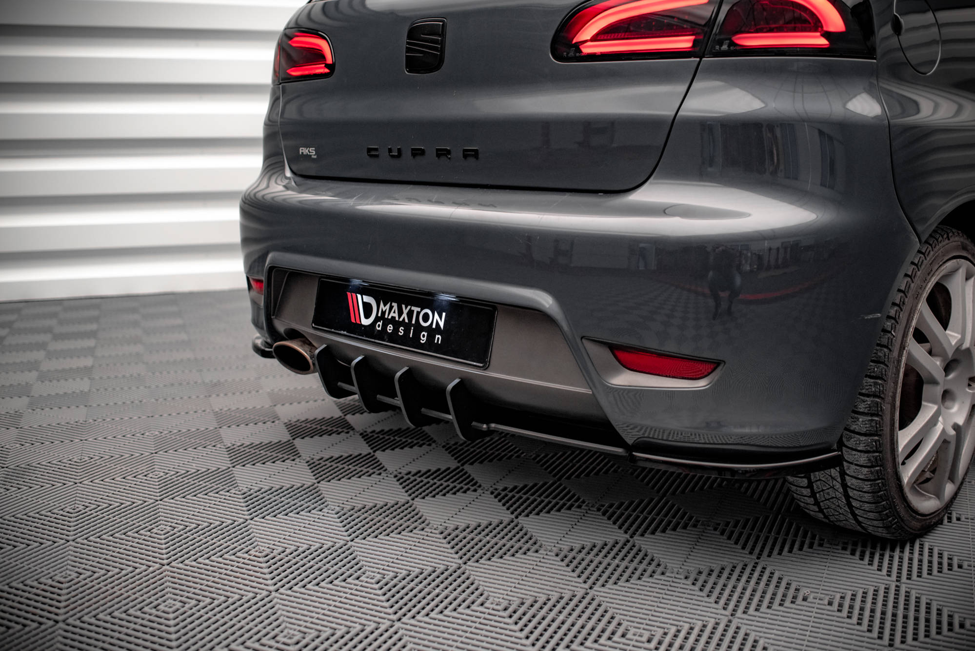 pol_po_Street-Pro-Rear-Diffuser-Seat-Ibiza-Cupra-Mk3-14656_5 pol_po_Street-Pro-Rear-Diffuser-Seat-Ibiza-Cupra-Mk3-14656_5