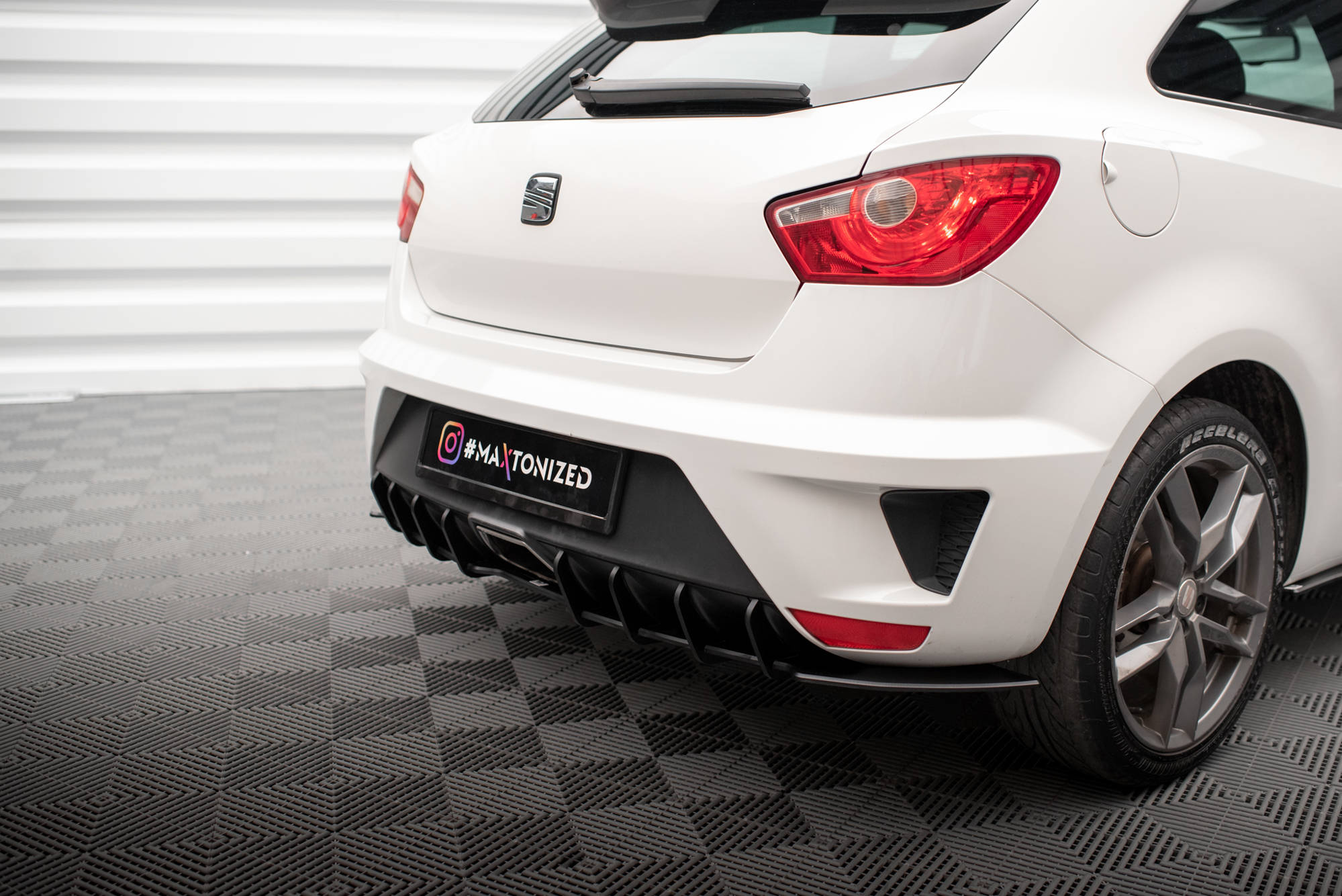 pol_po_Street-Pro-Rear-Diffuser-Seat-Ibiza-Cupra-Sport-Coupe-Mk4-18528_5 pol_po_Street-Pro-Rear-Diffuser-Seat-Ibiza-Cupra-Sport-Coupe-Mk4-18528_5