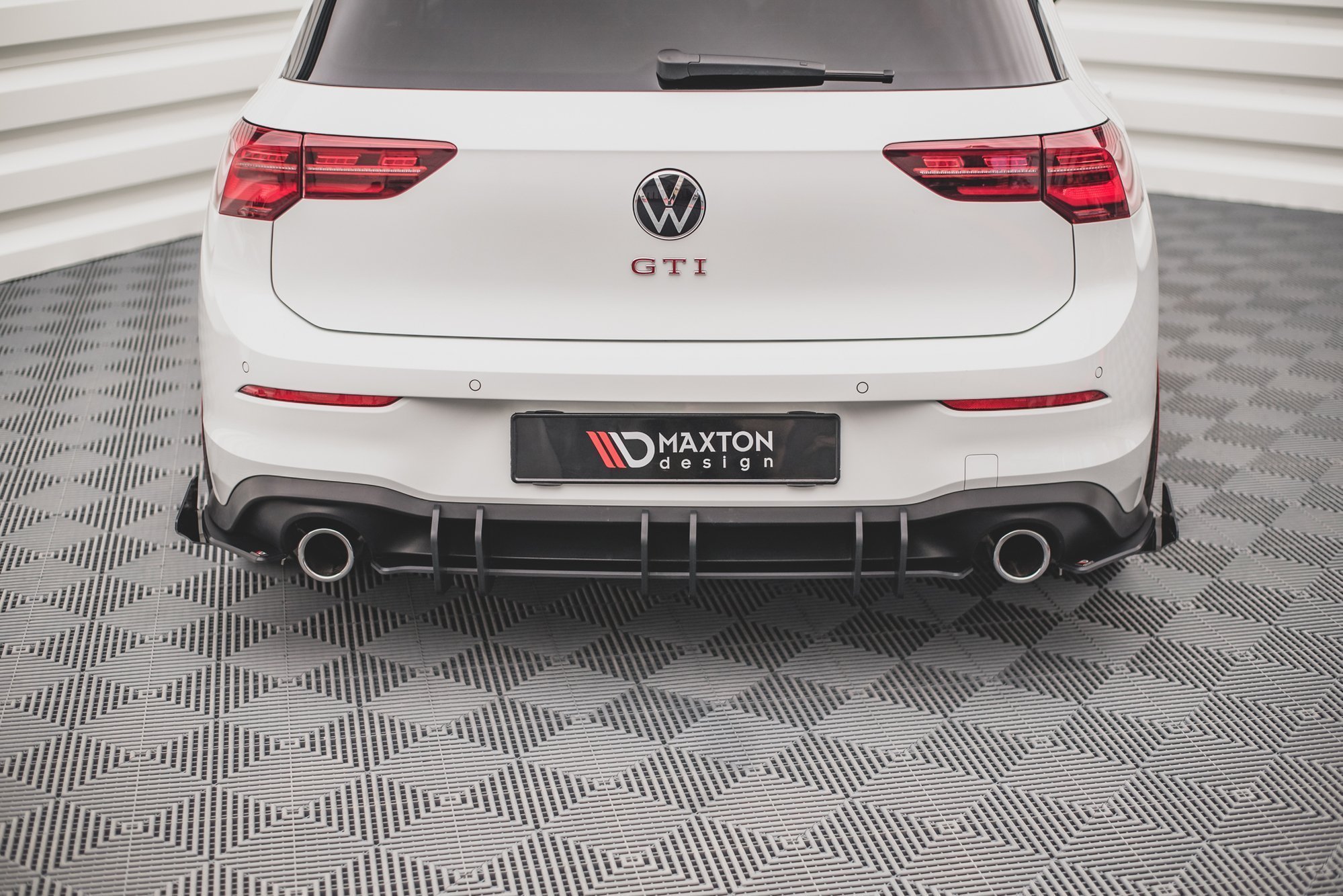 pol_po_Street-Pro-Rear-Diffuser-V-2-Volkswagen-Golf-GTI-Mk8-12258_5 pol_po_Street-Pro-Rear-Diffuser-V-2-Volkswagen-Golf-GTI-Mk8-12258_5