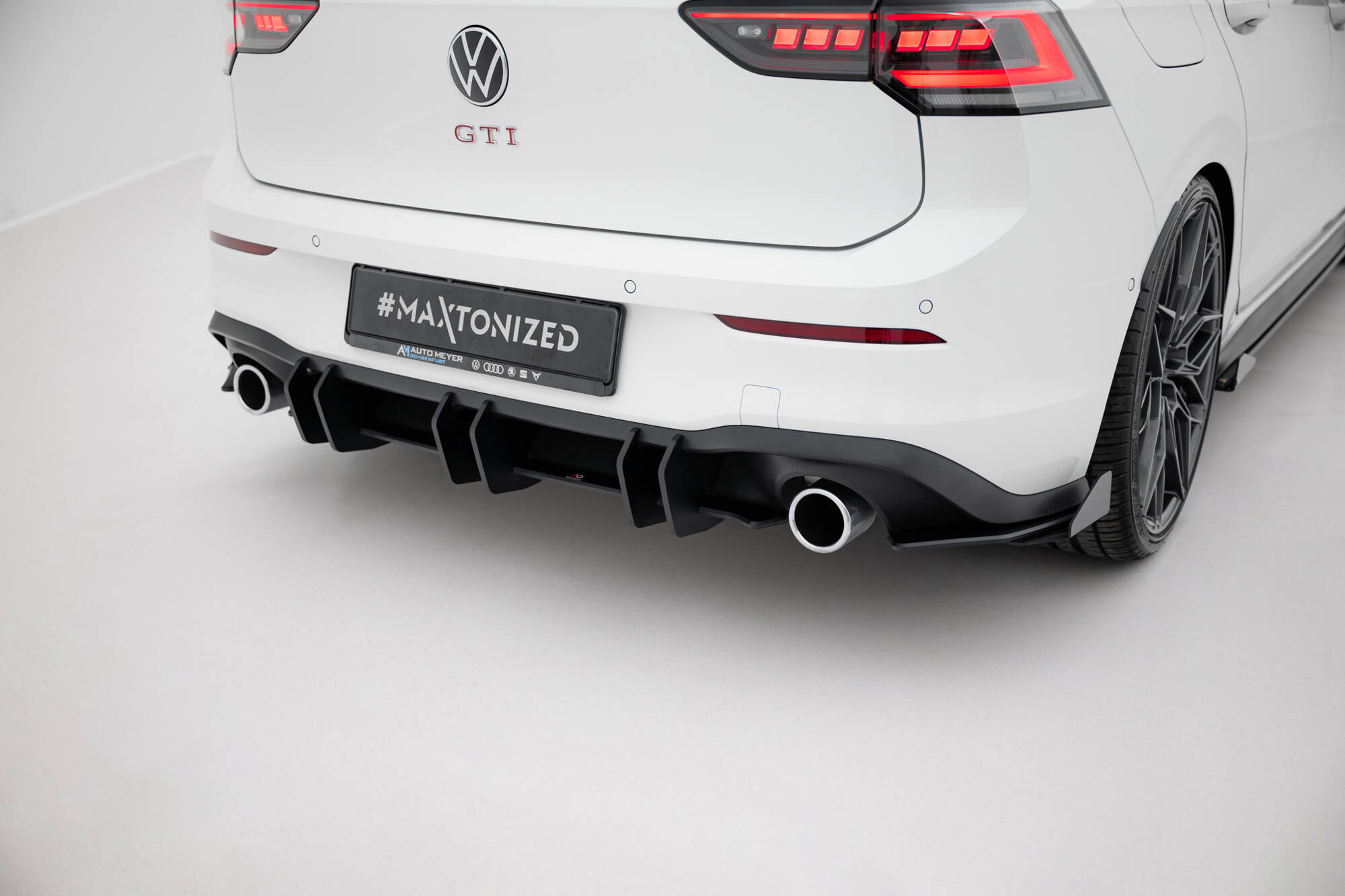 pol_po_Street-Pro-Rear-Diffuser-V-2-Volkswagen-Golf-GTI-Mk8-12258_9 pol_po_Street-Pro-Rear-Diffuser-V-2-Volkswagen-Golf-GTI-Mk8-12258_9