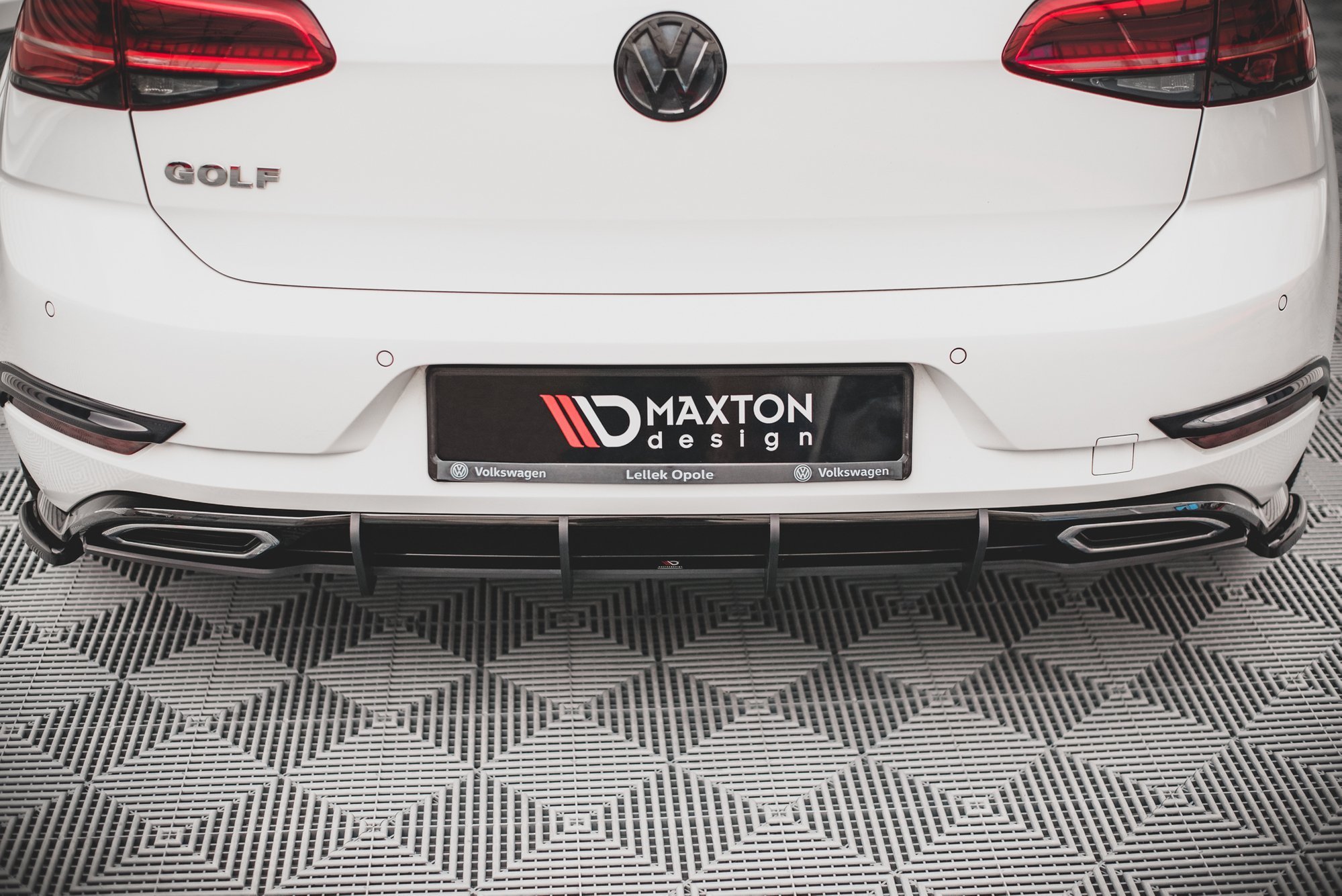 pol_po_Street-Pro-Rear-Diffuser-Volkswagen-Golf-R-Line-Mk-7-Facelift-12639_4 pol_po_Street-Pro-Rear-Diffuser-Volkswagen-Golf-R-Line-Mk-7-Facelift-12639_4