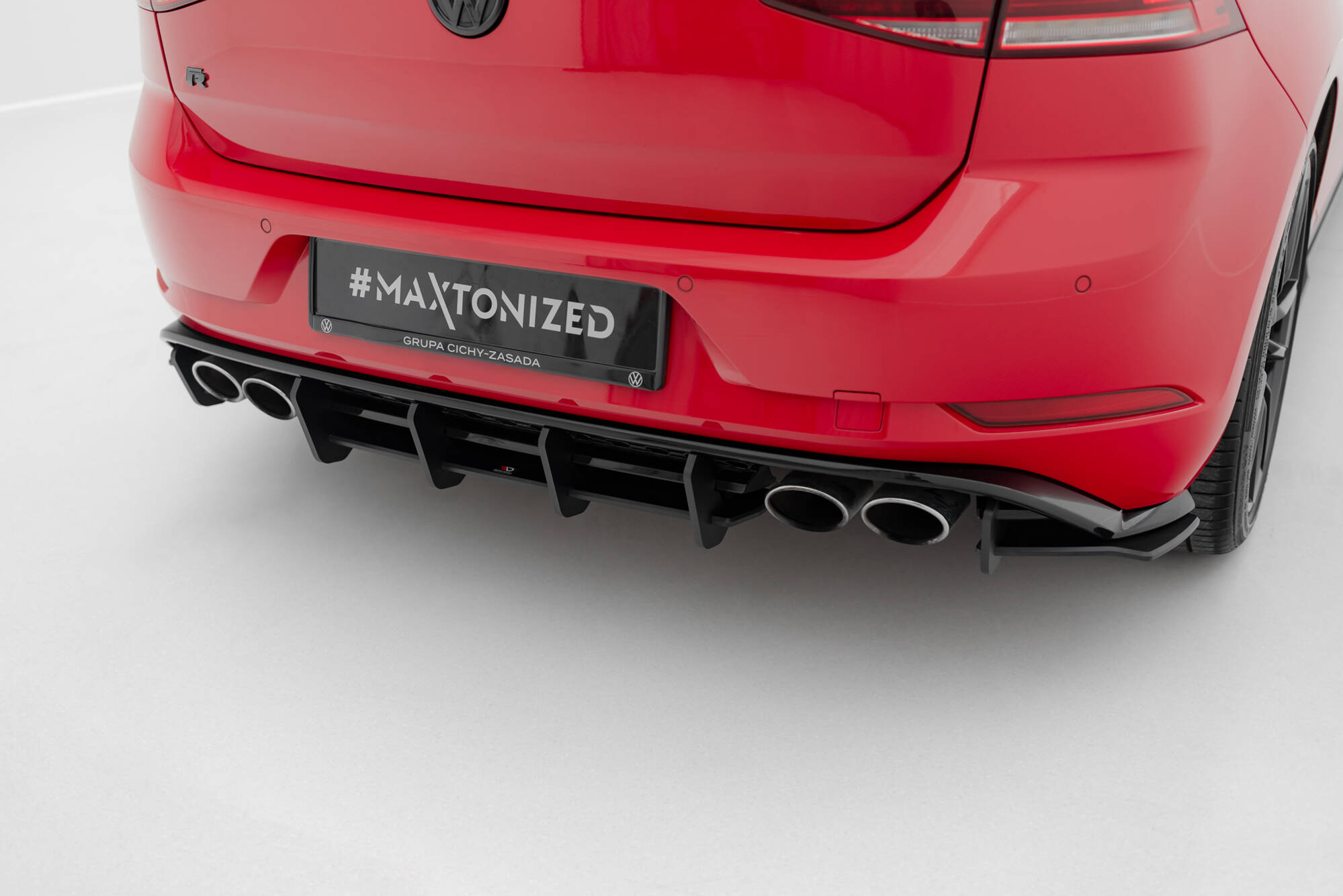 pol_po_Street-Pro-Rear-Diffuser-Volkswagen-Golf-R-Mk7-Facelift-10940_7 pol_po_Street-Pro-Rear-Diffuser-Volkswagen-Golf-R-Mk7-Facelift-10940_7