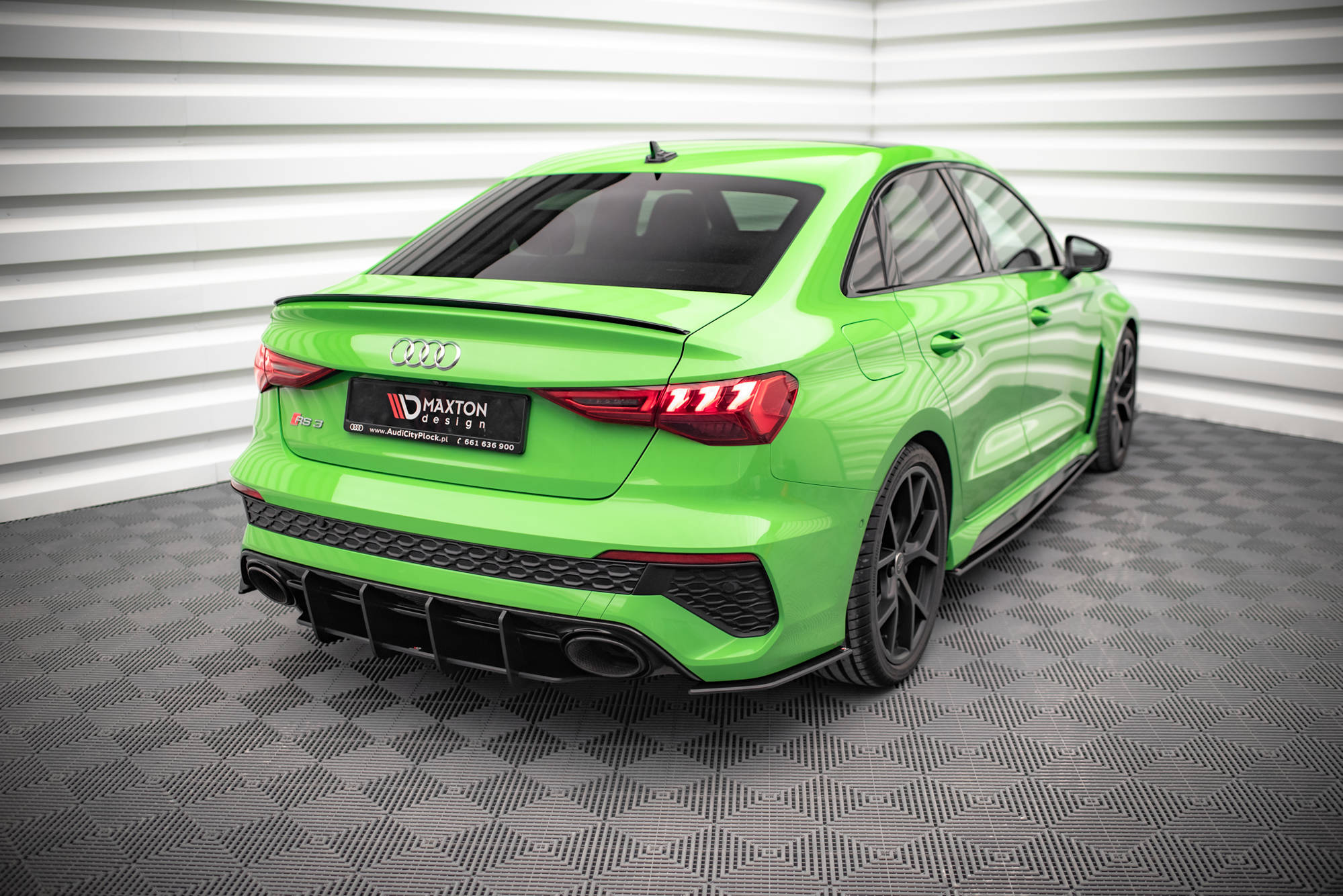 pol_po_Street-Pro-Rear-Side-Splitters-Audi-RS3-Sedan-8Y-15242_4 pol_po_Street-Pro-Rear-Side-Splitters-Audi-RS3-Sedan-8Y-15242_4