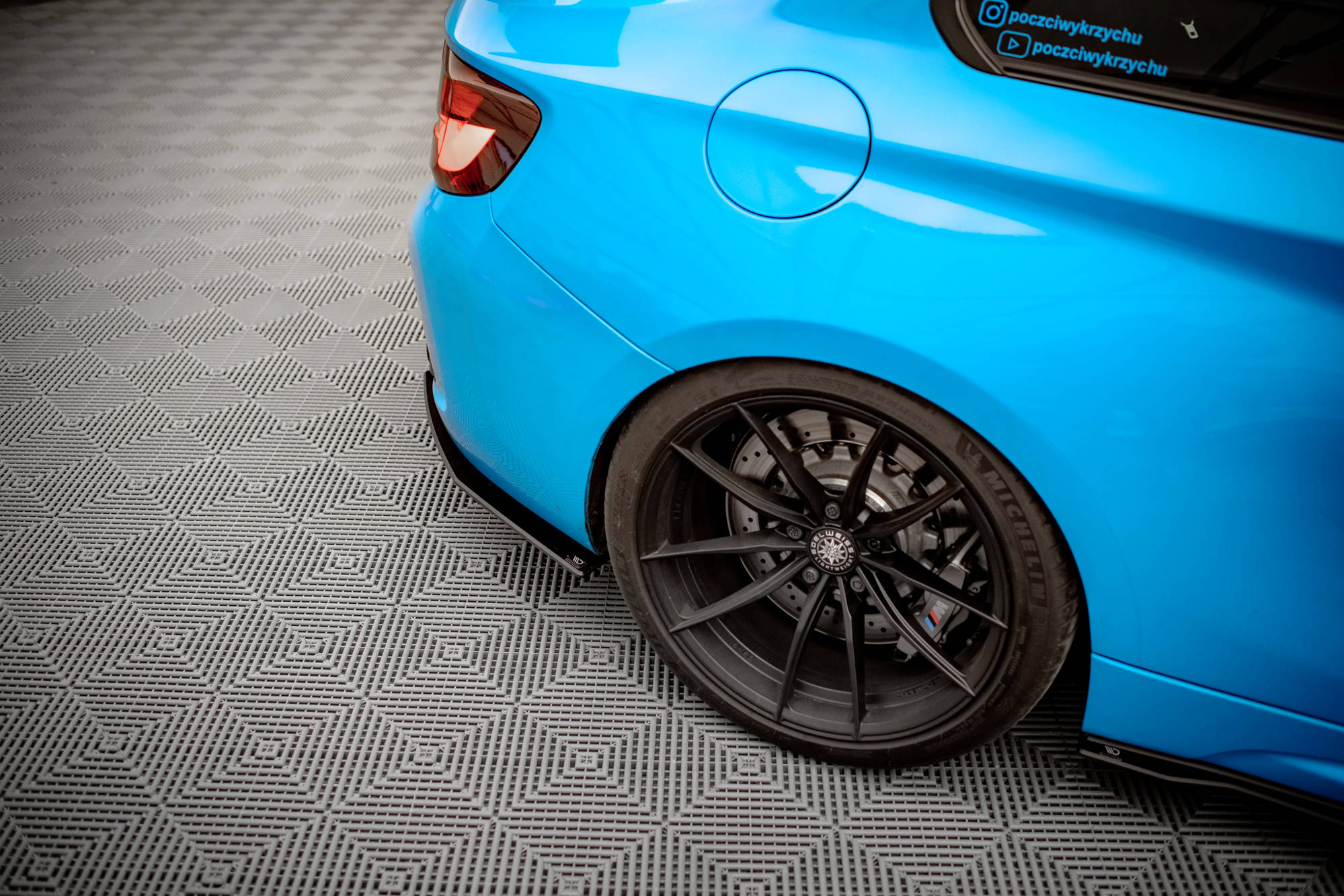 pol_po_Street-Pro-Rear-Side-Splitters-BMW-M2-F87-14801_5 pol_po_Street-Pro-Rear-Side-Splitters-BMW-M2-F87-14801_5
