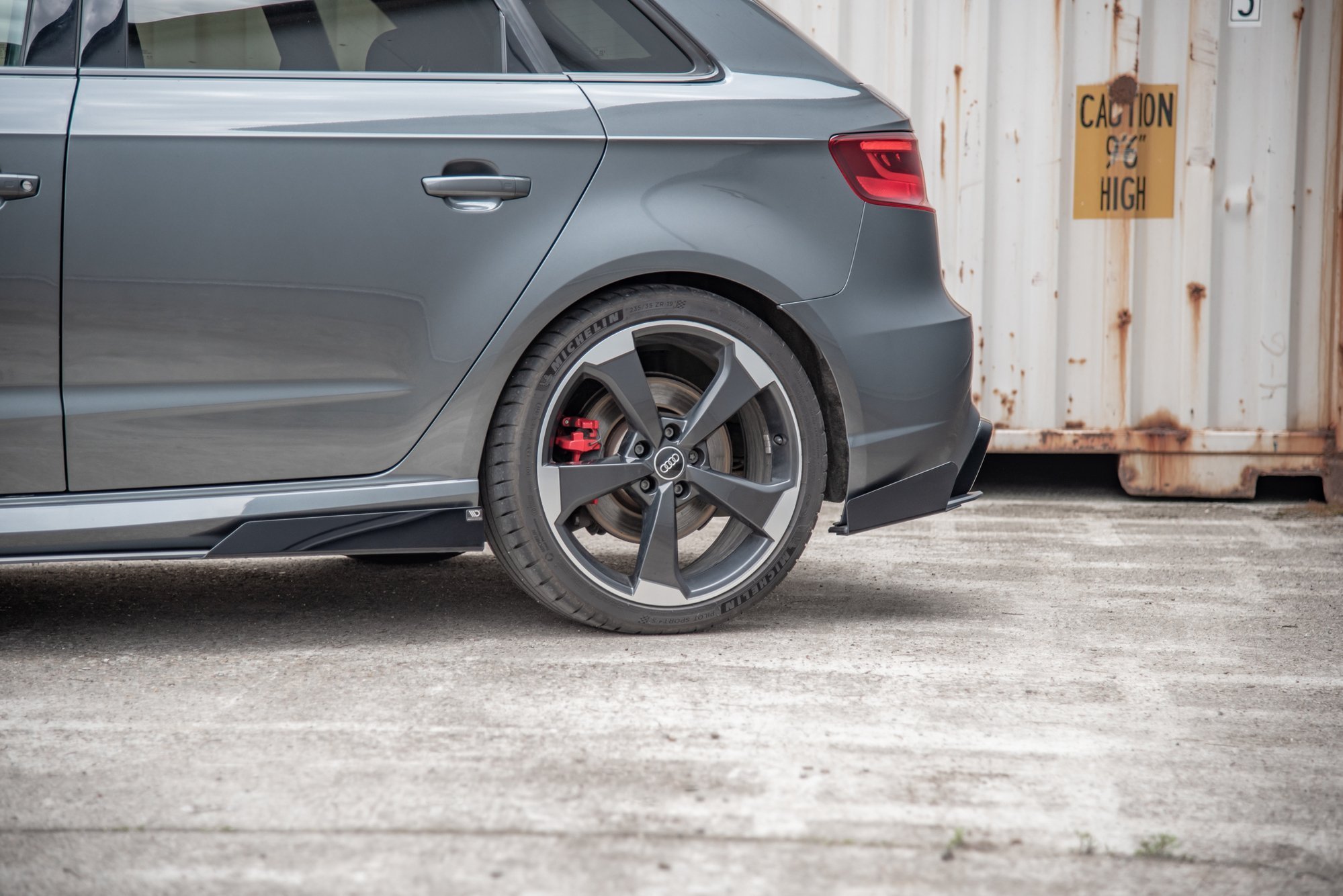 pol_po_Street-Pro-Rear-Side-Splitters-Flaps-Audi-RS3-8V-Sportback-10121_1 pol_po_Street-Pro-Rear-Side-Splitters-Flaps-Audi-RS3-8V-Sportback-10121_1