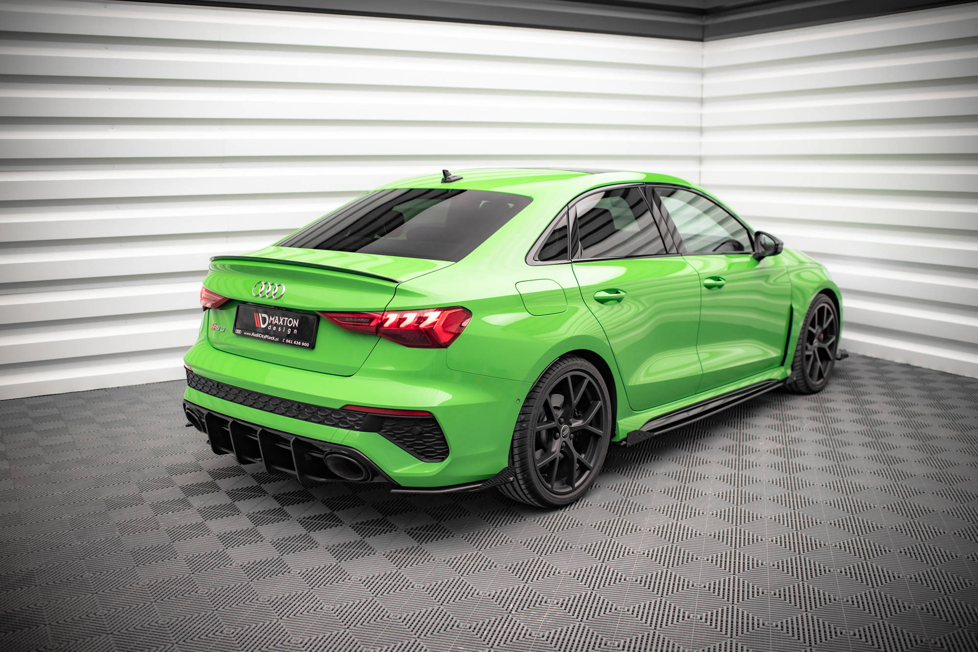 pol_po_Street-Pro-Rear-Side-Splitters-Flaps-Audi-RS3-Sedan-8Y-15245_5 pol_po_Street-Pro-Rear-Side-Splitters-Flaps-Audi-RS3-Sedan-8Y-15245_5
