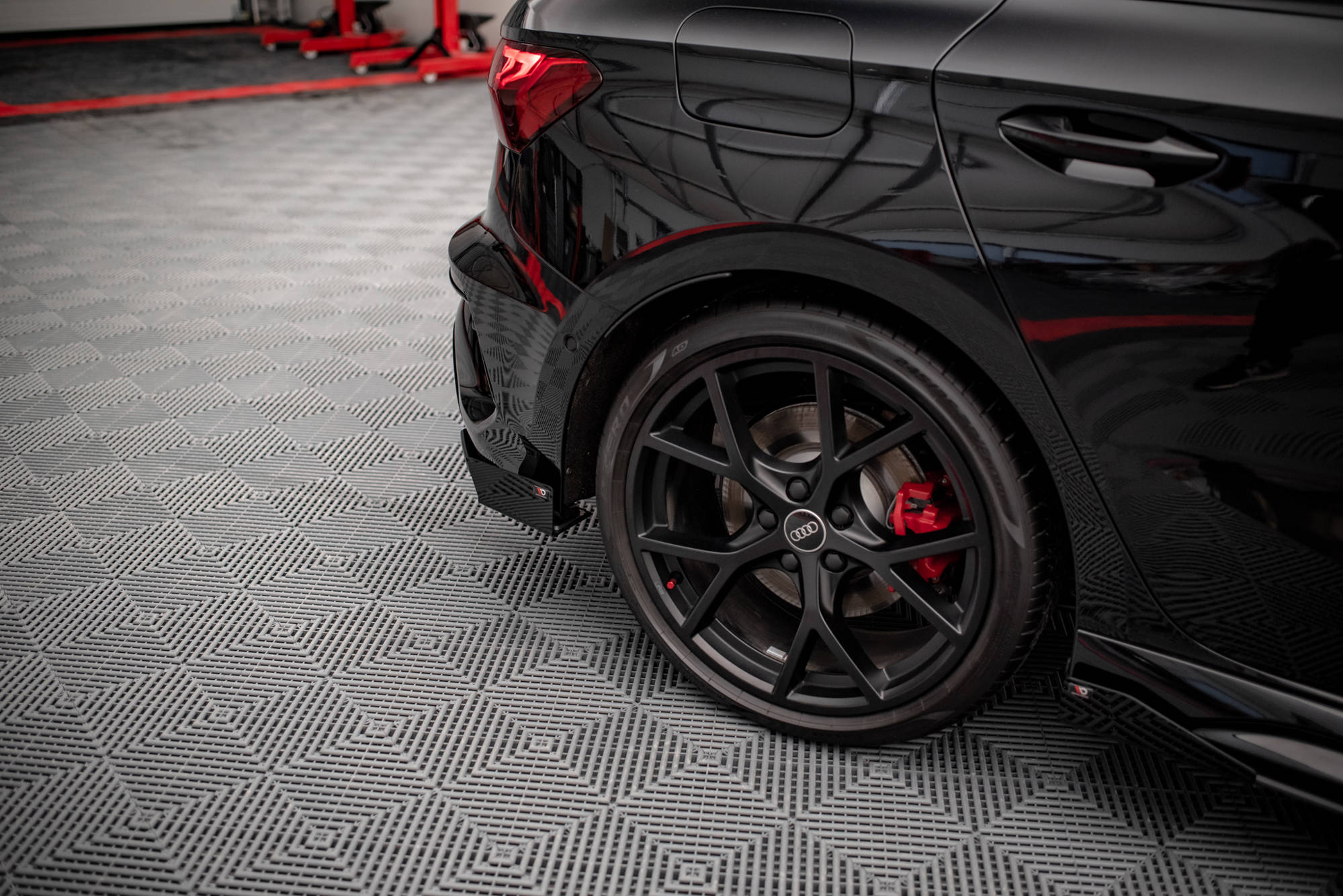 pol_po_Street-Pro-Rear-Side-Splitters-Flaps-Audi-RS3-Sportback-8Y-14848_5 pol_po_Street-Pro-Rear-Side-Splitters-Flaps-Audi-RS3-Sportback-8Y-14848_5
