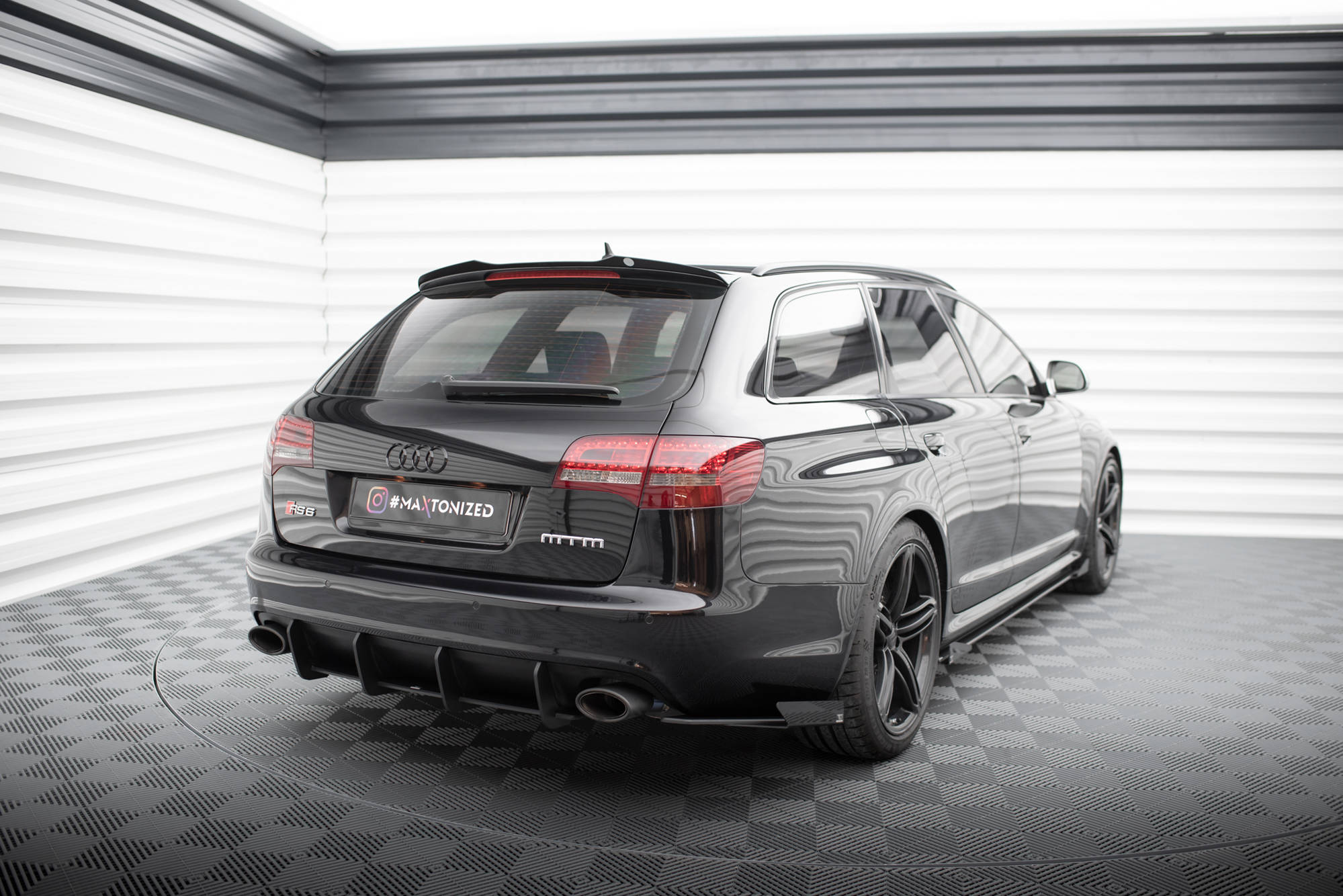 pol_po_Street-Pro-Rear-Side-Splitters-Flaps-Audi-RS6-Avant-C6-18424_4 pol_po_Street-Pro-Rear-Side-Splitters-Flaps-Audi-RS6-Avant-C6-18424_4
