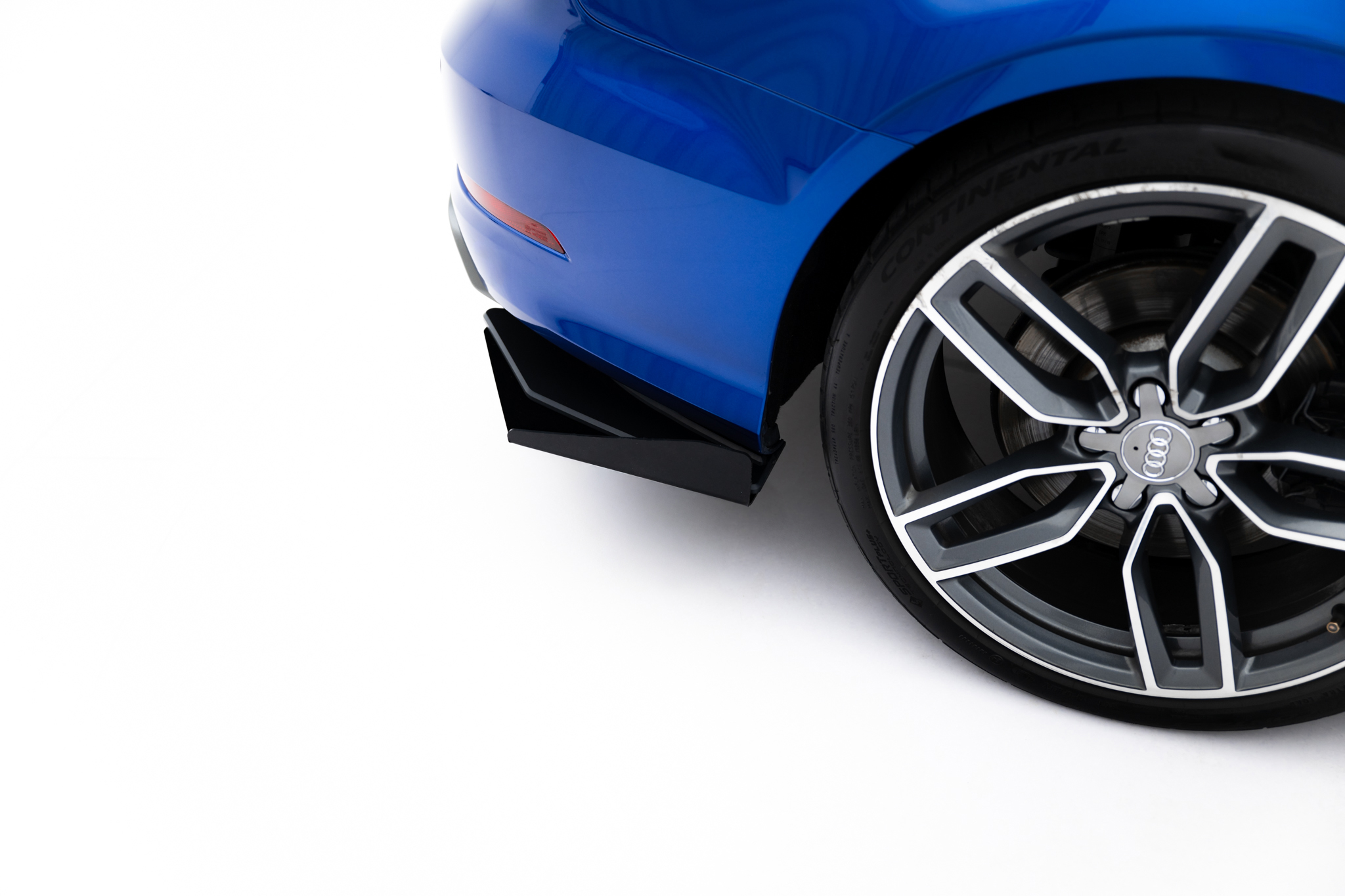 pol_po_Street-Pro-Rear-Side-Splitters-Flaps-Audi-S3-Sedan-8V-20460_5 pol_po_Street-Pro-Rear-Side-Splitters-Flaps-Audi-S3-Sedan-8V-20460_5