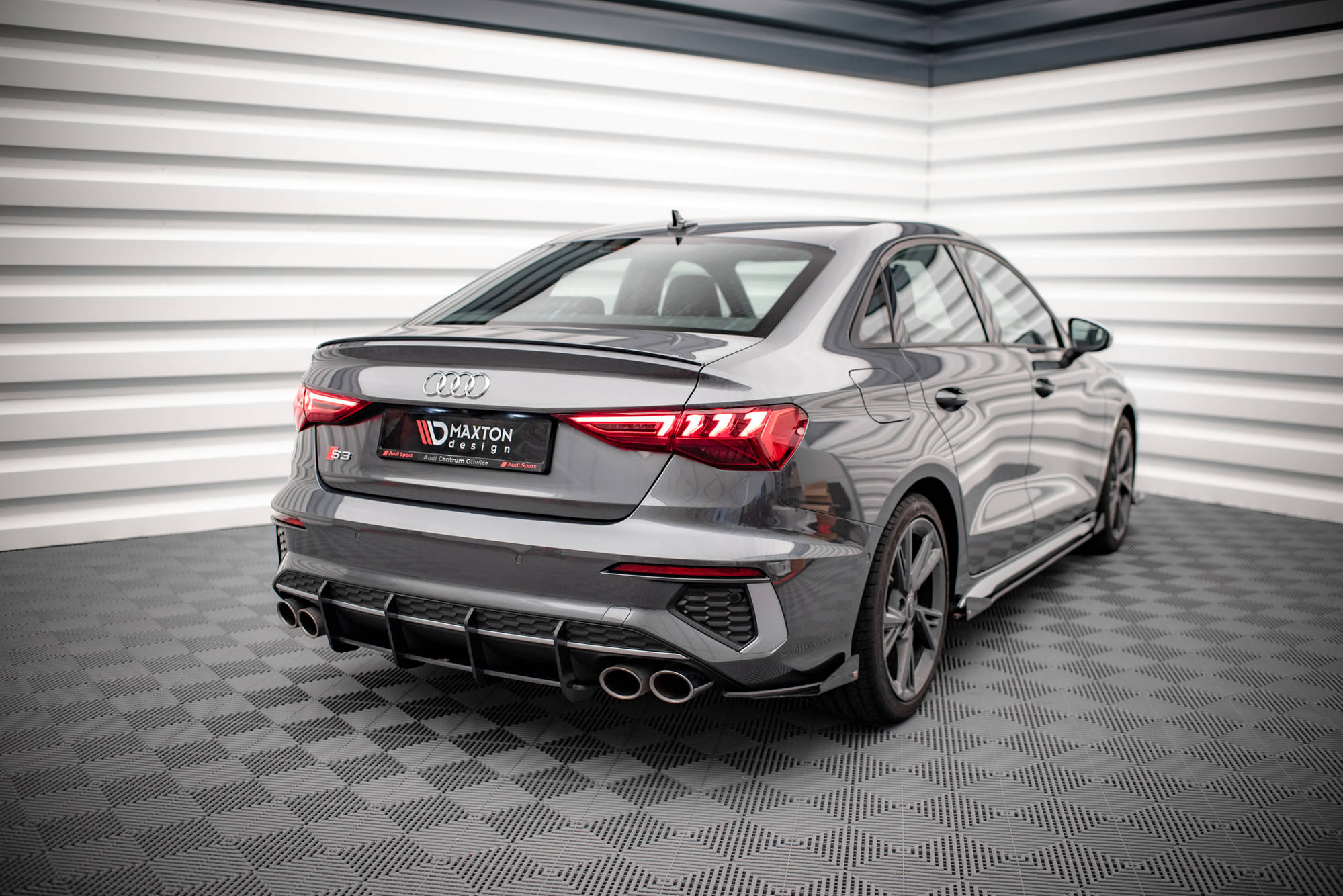 pol_po_Street-Pro-Rear-Side-Splitters-Flaps-Audi-S3-Sedan-8Y-14919_5 pol_po_Street-Pro-Rear-Side-Splitters-Flaps-Audi-S3-Sedan-8Y-14919_5