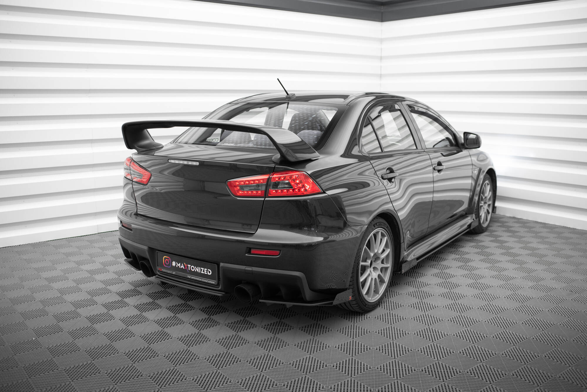 pol_po_Street-Pro-Rear-Side-Splitters-Flaps-Mitsubishi-Lancer-EVO-X-21866_3 pol_po_Street-Pro-Rear-Side-Splitters-Flaps-Mitsubishi-Lancer-EVO-X-21866_3