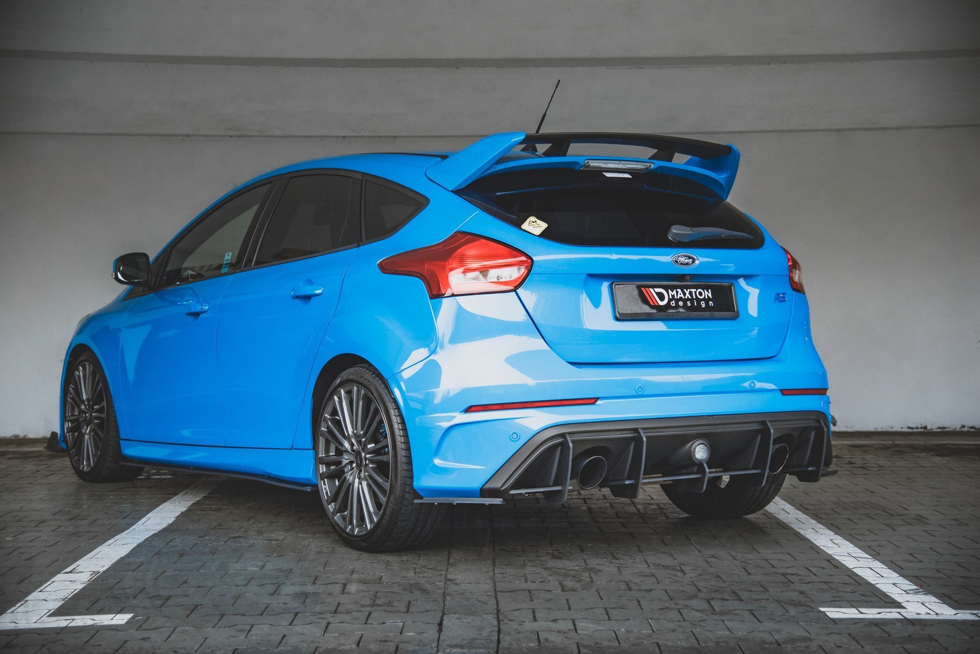 pol_po_Street-Pro-Rear-Side-Splitters-Ford-Focus-RS-Mk3-11959_5 pol_po_Street-Pro-Rear-Side-Splitters-Ford-Focus-RS-Mk3-11959_5