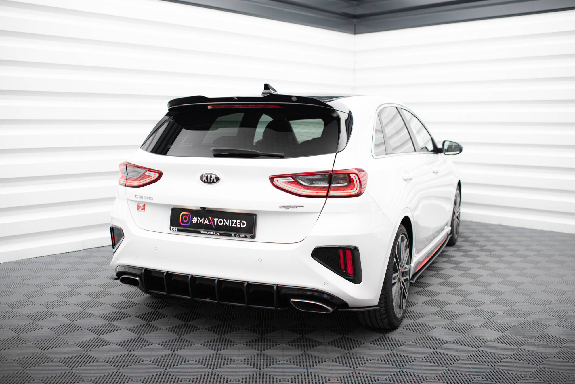 pol_po_Street-Pro-Rear-Side-Splitters-Kia-Ceed-GT-Mk3-20809_4 pol_po_Street-Pro-Rear-Side-Splitters-Kia-Ceed-GT-Mk3-20809_4
