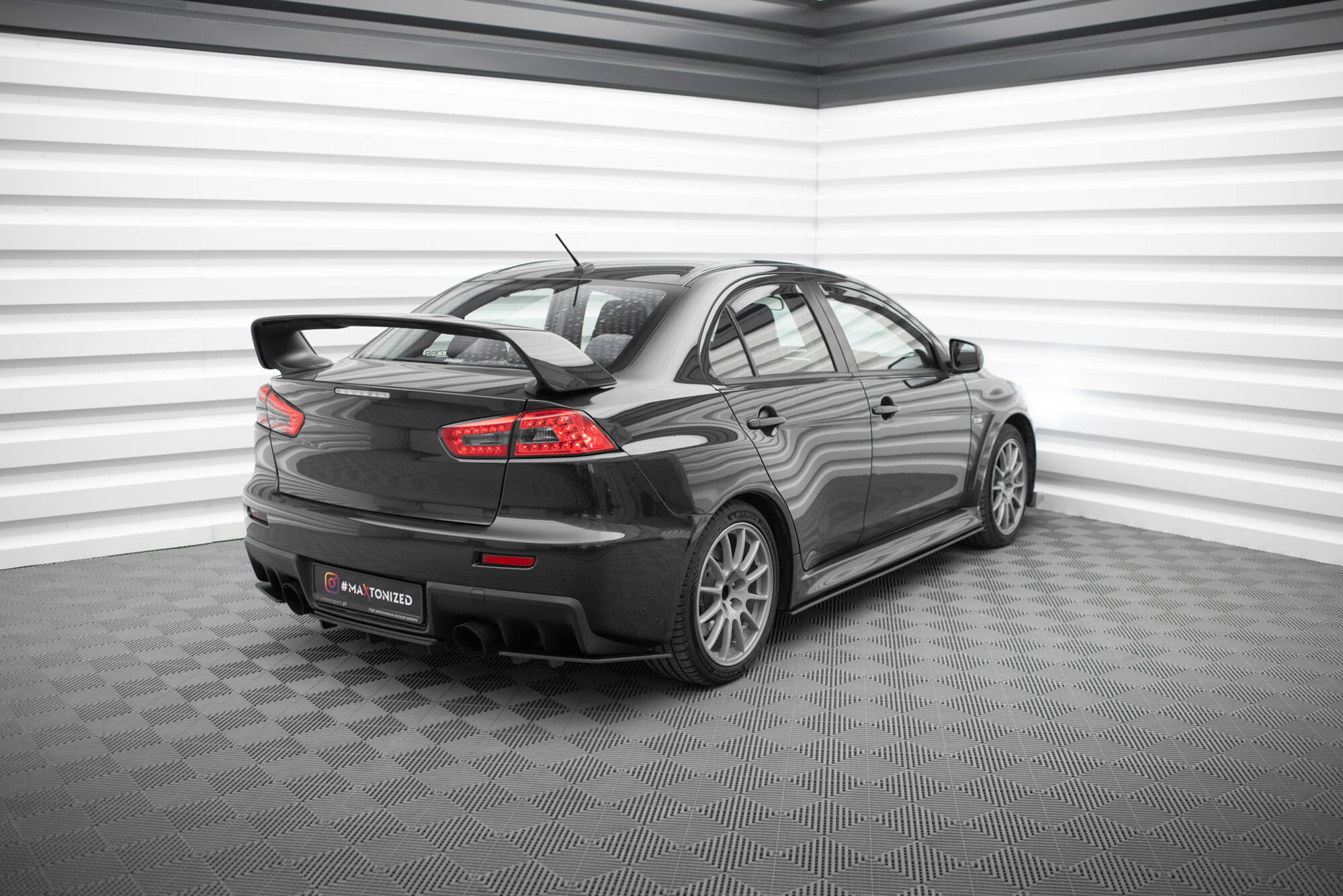 pol_po_Street-Pro-Rear-Side-Splitters-Mitsubishi-Lancer-EVO-X-21863_7 pol_po_Street-Pro-Rear-Side-Splitters-Mitsubishi-Lancer-EVO-X-21863_7