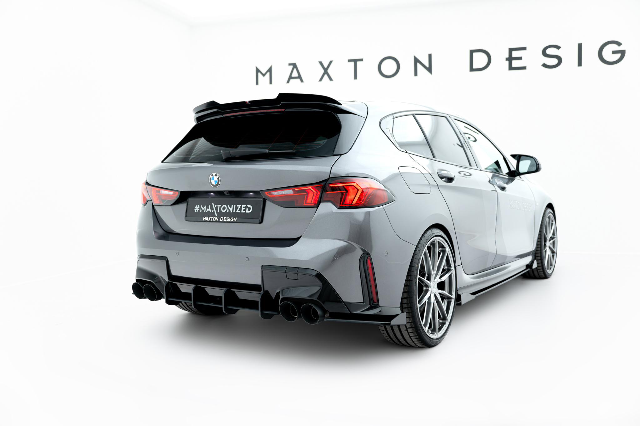 pol_po_Street-Pro-Rear-Side-Splitters-V-1-Flaps-BMW-M135i-F70-22807_4 pol_po_Street-Pro-Rear-Side-Splitters-V-1-Flaps-BMW-M135i-F70-22807_4