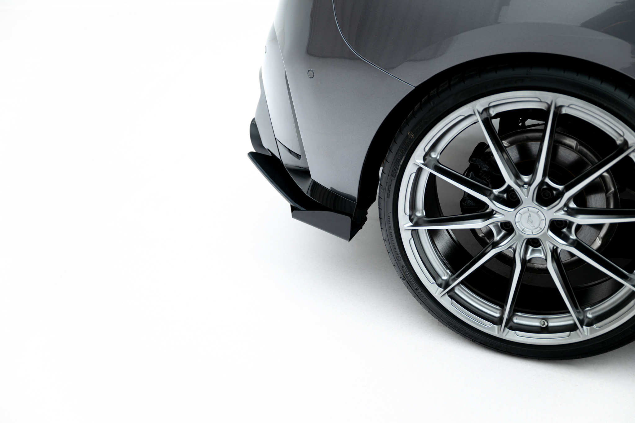 pol_po_Street-Pro-Rear-Side-Splitters-V-1-Flaps-BMW-M135i-F70-22807_7 pol_po_Street-Pro-Rear-Side-Splitters-V-1-Flaps-BMW-M135i-F70-22807_7