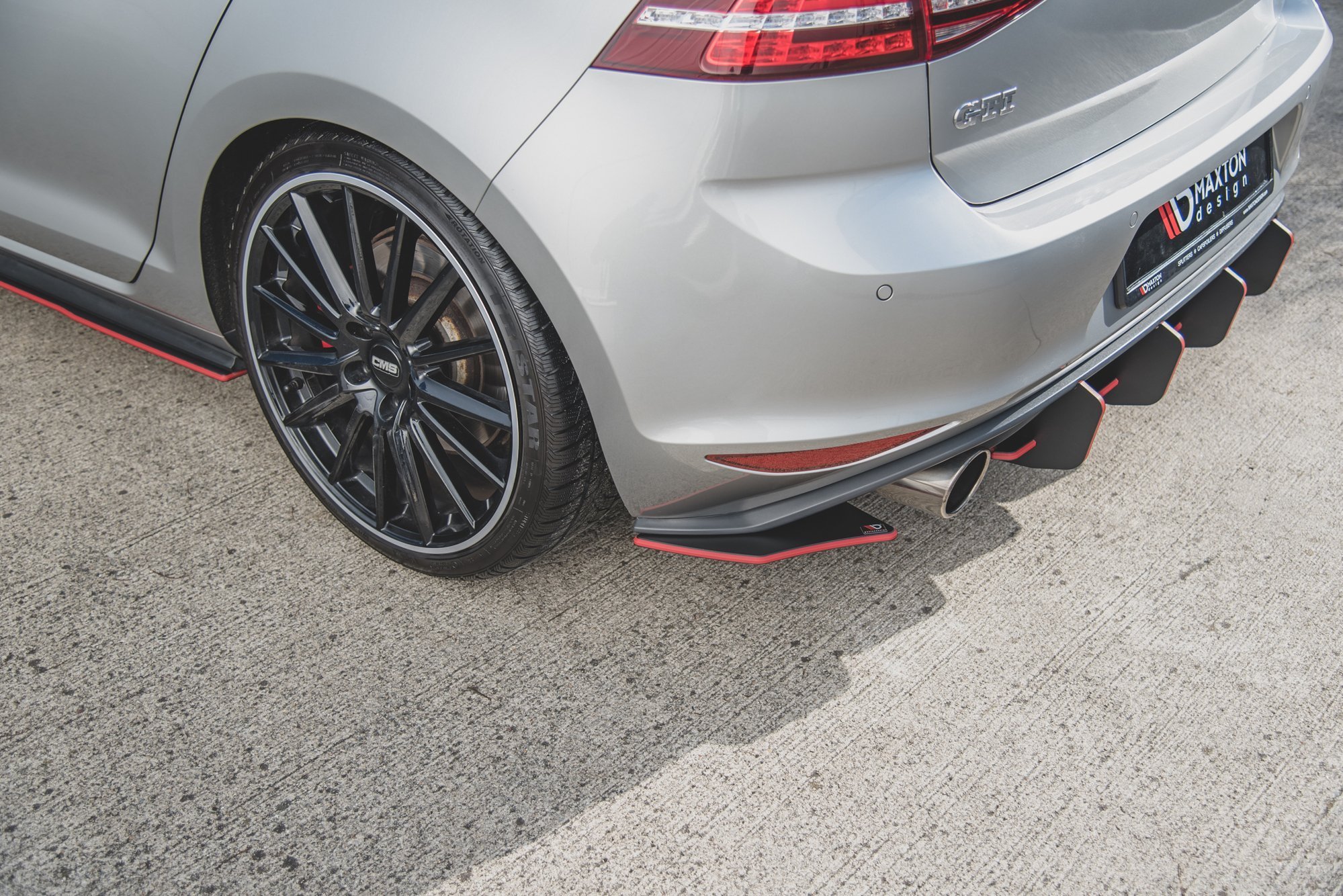 pol_po_Street-Pro-Rear-Side-Splitters-V-2-VW-Golf-7-GTI-9591_12 pol_po_Street-Pro-Rear-Side-Splitters-V-2-VW-Golf-7-GTI-9591_12