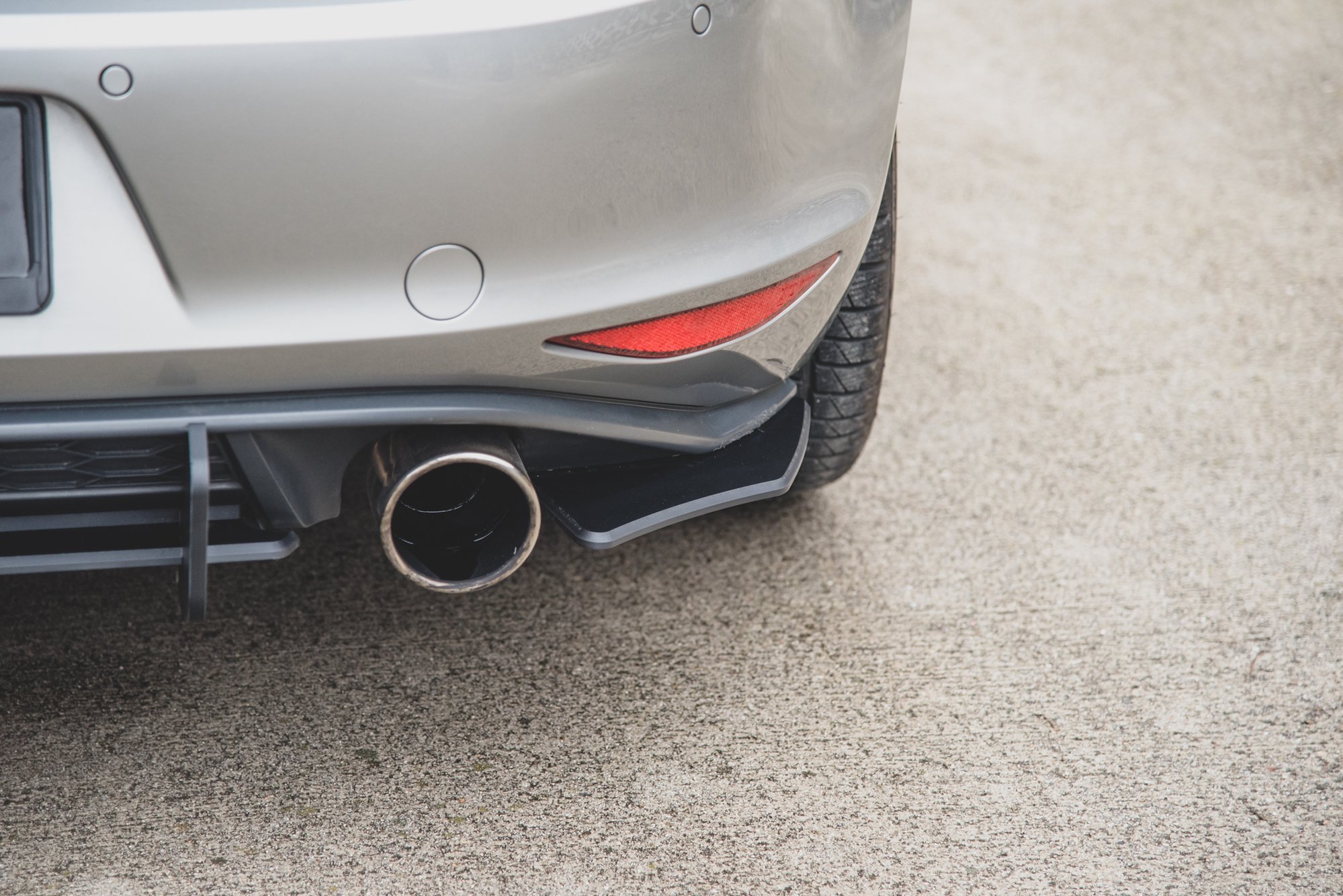 pol_po_Street-Pro-Rear-Side-Splitters-V-2-VW-Golf-7-GTI-9591_6 pol_po_Street-Pro-Rear-Side-Splitters-V-2-VW-Golf-7-GTI-9591_6