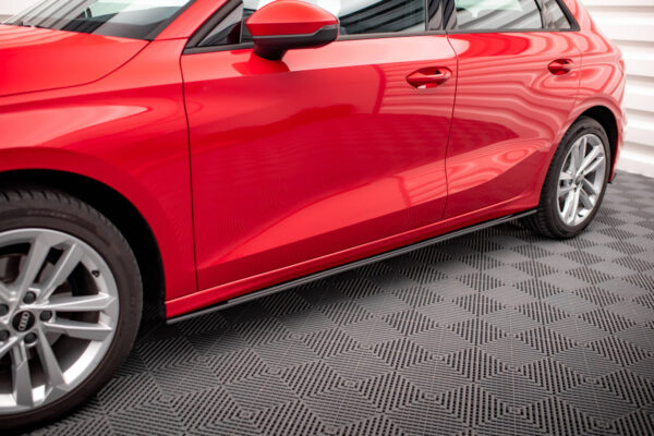 Street Pro Μαρσπιέ Audi A3 8Y