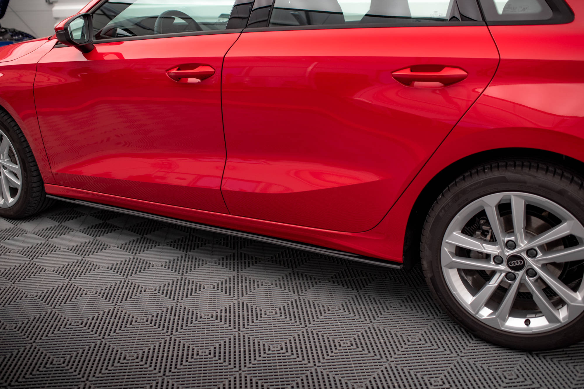 pol_po_Street-Pro-Side-Skirts-Diffusers-Audi-A3-8Y-16992_6 pol_po_Street-Pro-Side-Skirts-Diffusers-Audi-A3-8Y-16992_6