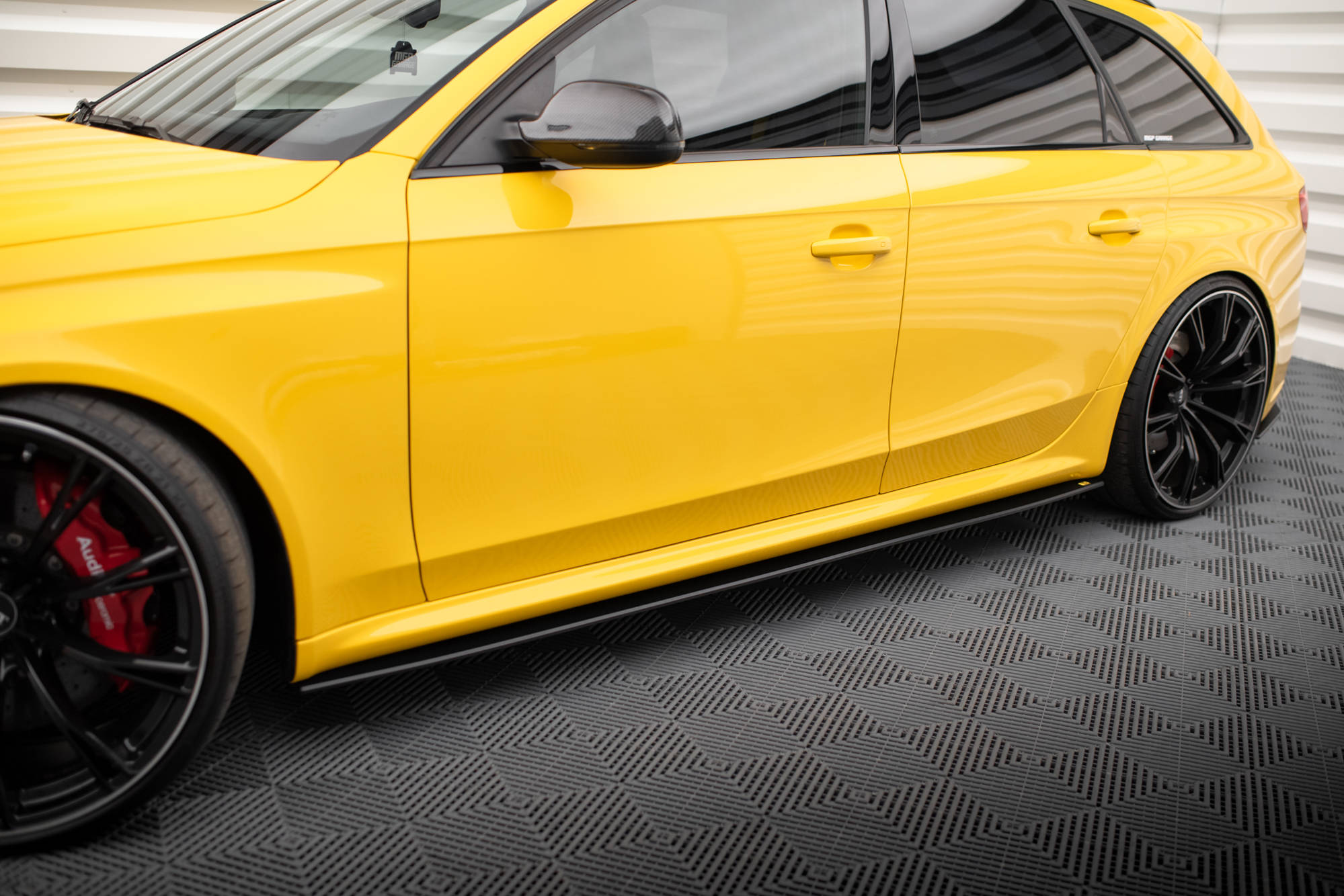 pol_po_Street-Pro-Side-Skirts-Diffusers-Audi-RS4-B8-18703_4 pol_po_Street-Pro-Side-Skirts-Diffusers-Audi-RS4-B8-18703_4