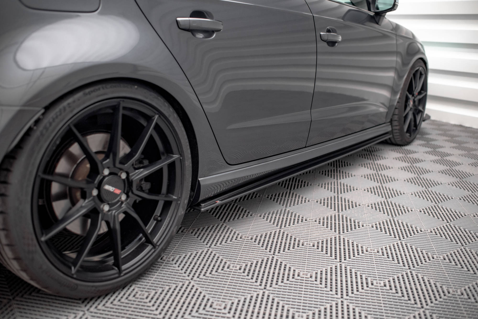 pol_po_Street-Pro-Side-Skirts-Diffusers-Audi-S3-A3-S-Line-Sportback-8V-Facelift-16264_4 pol_po_Street-Pro-Side-Skirts-Diffusers-Audi-S3-A3-S-Line-Sportback-8V-Facelift-16264_4