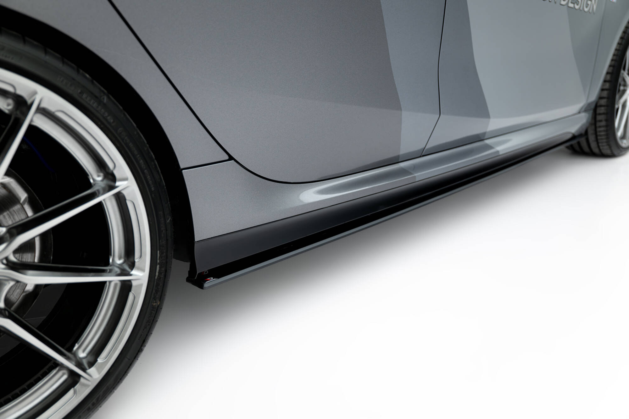 pol_po_Street-Pro-Side-Skirts-Diffusers-BMW-M135i-F70-22519_5 pol_po_Street-Pro-Side-Skirts-Diffusers-BMW-M135i-F70-22519_5