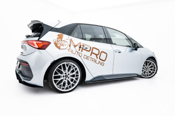 Street Pro Μαρσπιέ Cupra Born Mk1