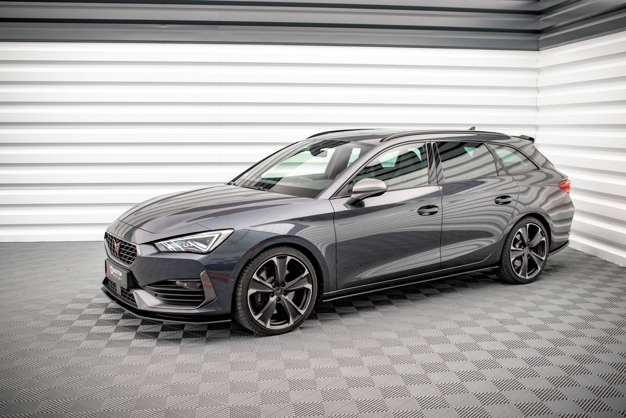 pol_po_Street-Pro-Side-Skirts-Diffusers-Cupra-Leon-ST-Hatchback-Mk1-Mk1-Facelift-14385_4 pol_po_Street-Pro-Side-Skirts-Diffusers-Cupra-Leon-ST-Hatchback-Mk1-Mk1-Facelift-14385_4
