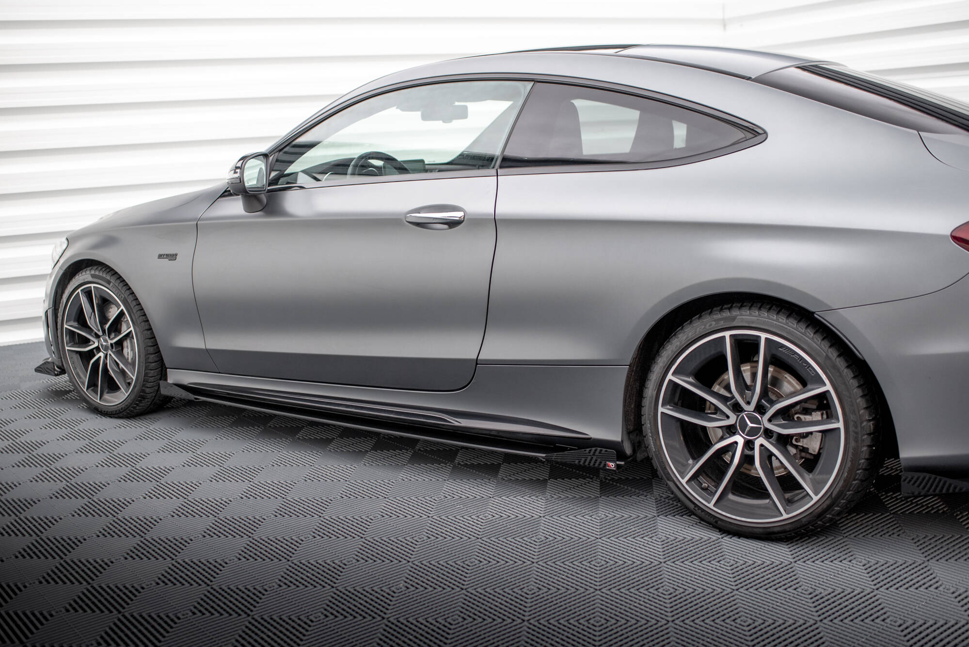 pol_po_Street-Pro-Side-Skirts-Diffusers-Flaps-Mercedes-AMG-C43-Coupe-Cabrio-C205-Facelift-A205-Facelift-19037_6 pol_po_Street-Pro-Side-Skirts-Diffusers-Flaps-Mercedes-AMG-C43-Coupe-Cabrio-C205-Facelift-A205-Facelift-19037_6