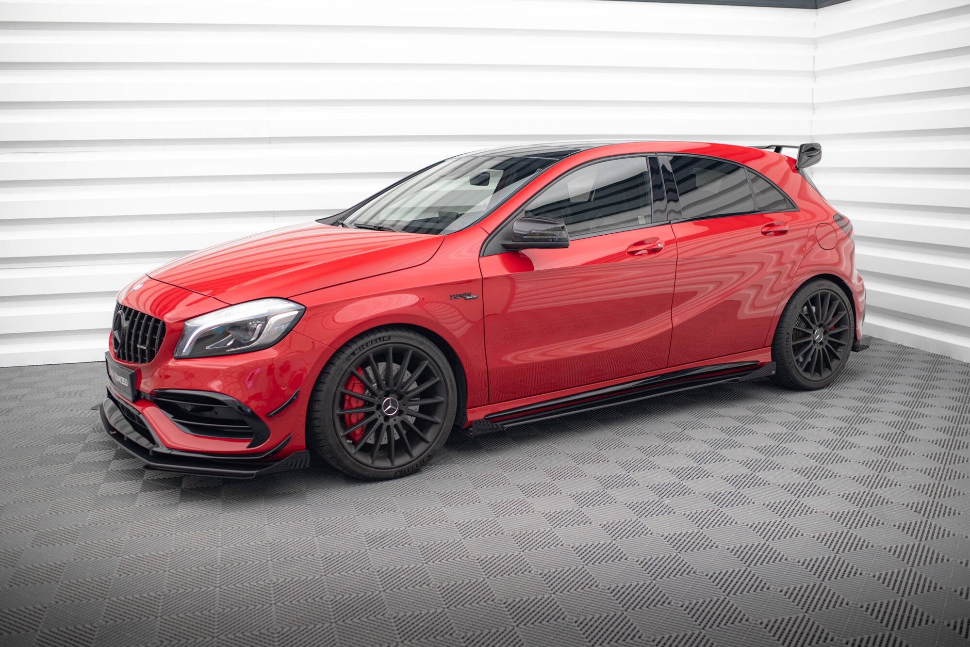 pol_po_Street-Pro-Side-Skirts-Diffusers-Flaps-Mercedes-Benz-A-45-AMG-W176-Facelift-19876_8 pol_po_Street-Pro-Side-Skirts-Diffusers-Flaps-Mercedes-Benz-A-45-AMG-W176-Facelift-19876_8