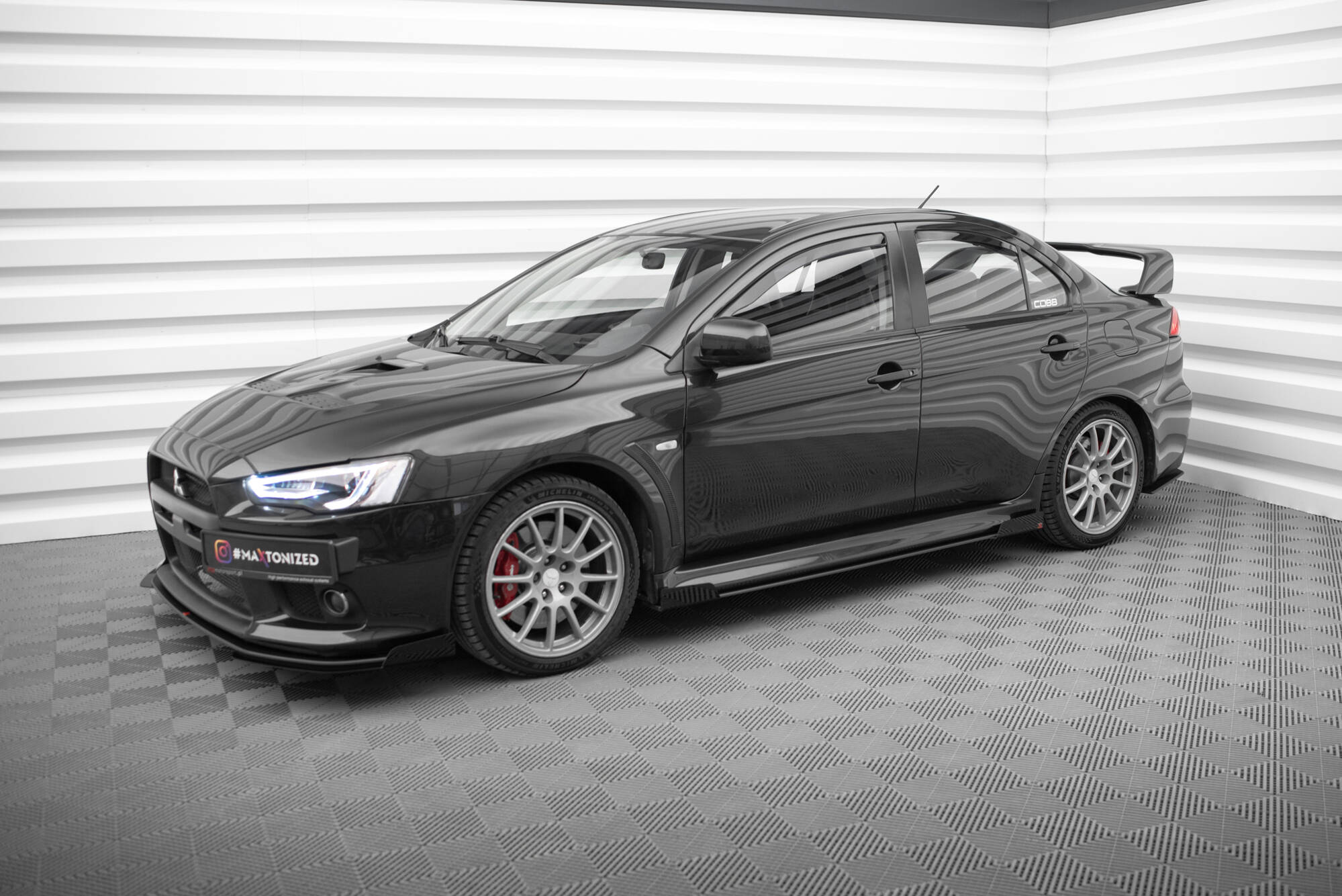 pol_po_Street-Pro-Side-Skirts-Diffusers-Flaps-Mitsubishi-Lancer-EVO-X-21869_4 pol_po_Street-Pro-Side-Skirts-Diffusers-Flaps-Mitsubishi-Lancer-EVO-X-21869_4