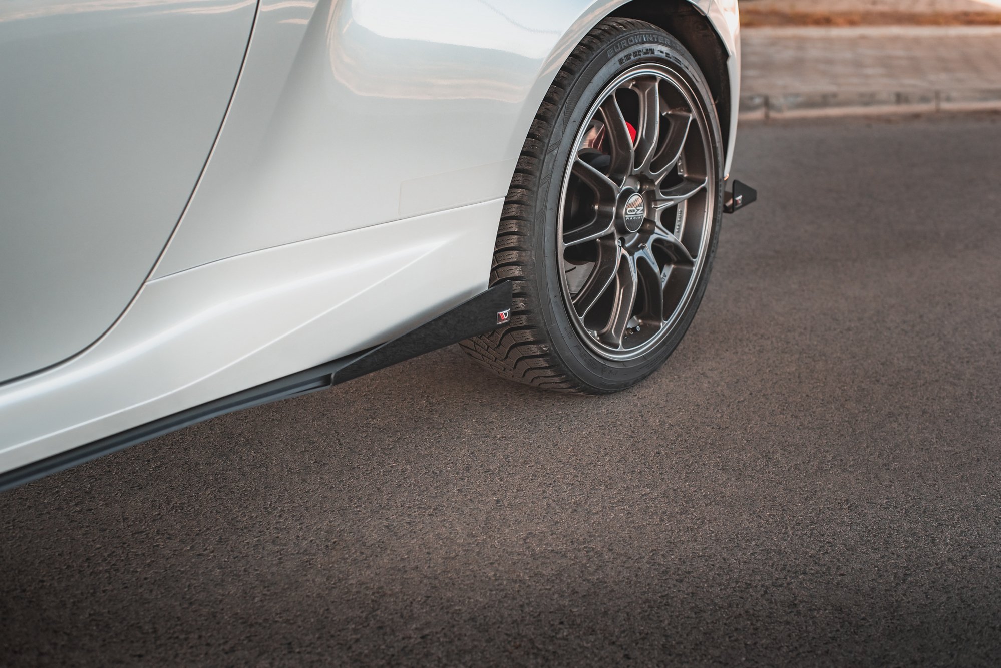 pol_po_Street-Pro-Side-Skirts-Diffusers-Flaps-Toyota-GR-Yaris-Mk4-11927_6 pol_po_Street-Pro-Side-Skirts-Diffusers-Flaps-Toyota-GR-Yaris-Mk4-11927_6