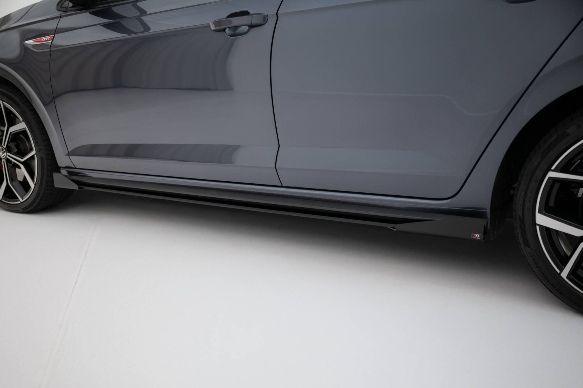 pol_po_Street-Pro-Side-Skirts-Diffusers-Flaps-Volkswagen-Polo-GTI-Mk6-Facelift-21692_6 pol_po_Street-Pro-Side-Skirts-Diffusers-Flaps-Volkswagen-Polo-GTI-Mk6-Facelift-21692_6